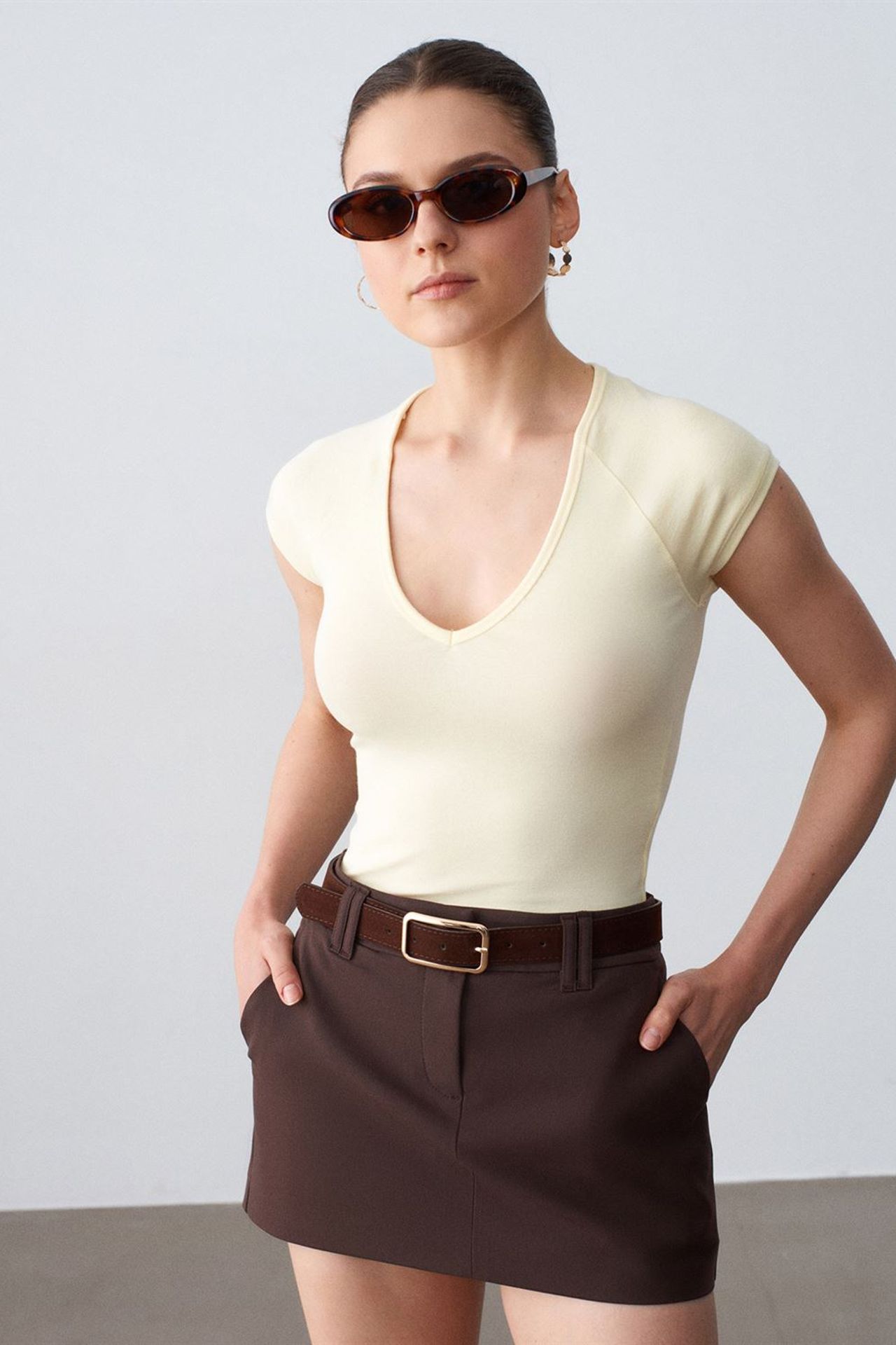 DILVIN High-Waist A-Line Mini Skirt With Belt 1