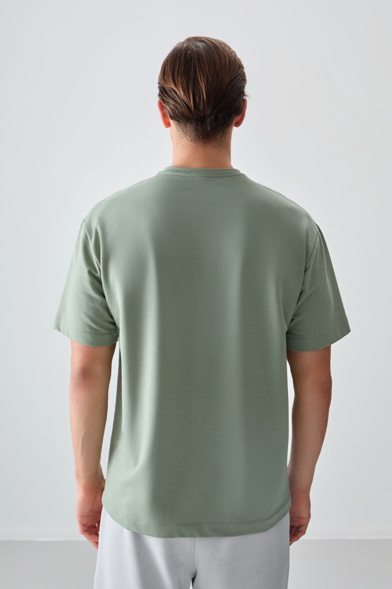 TOMMY Oversized Printed Crew Neck T-Shirt 5