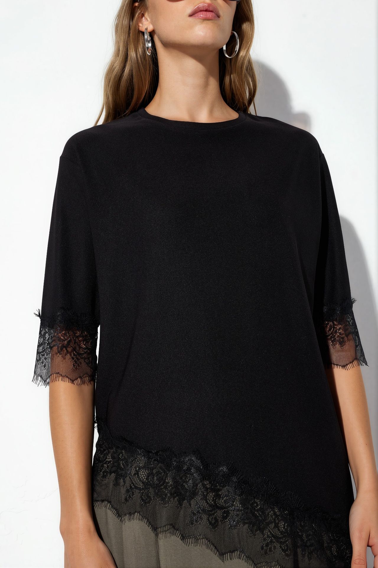 BDART Oversized Lace Knit Blouse 4