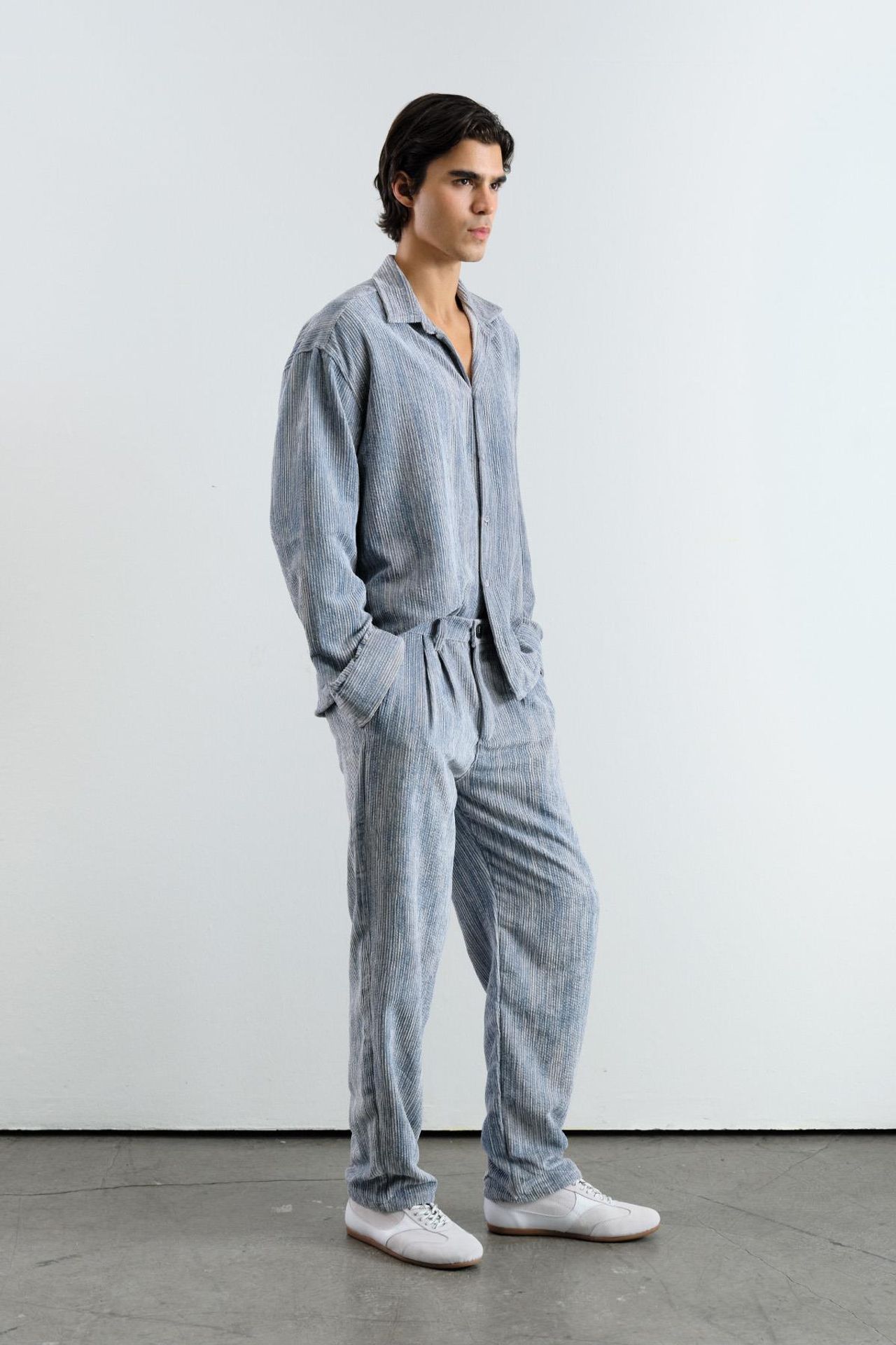 GIESTO Oversized Velvet Shirt 2