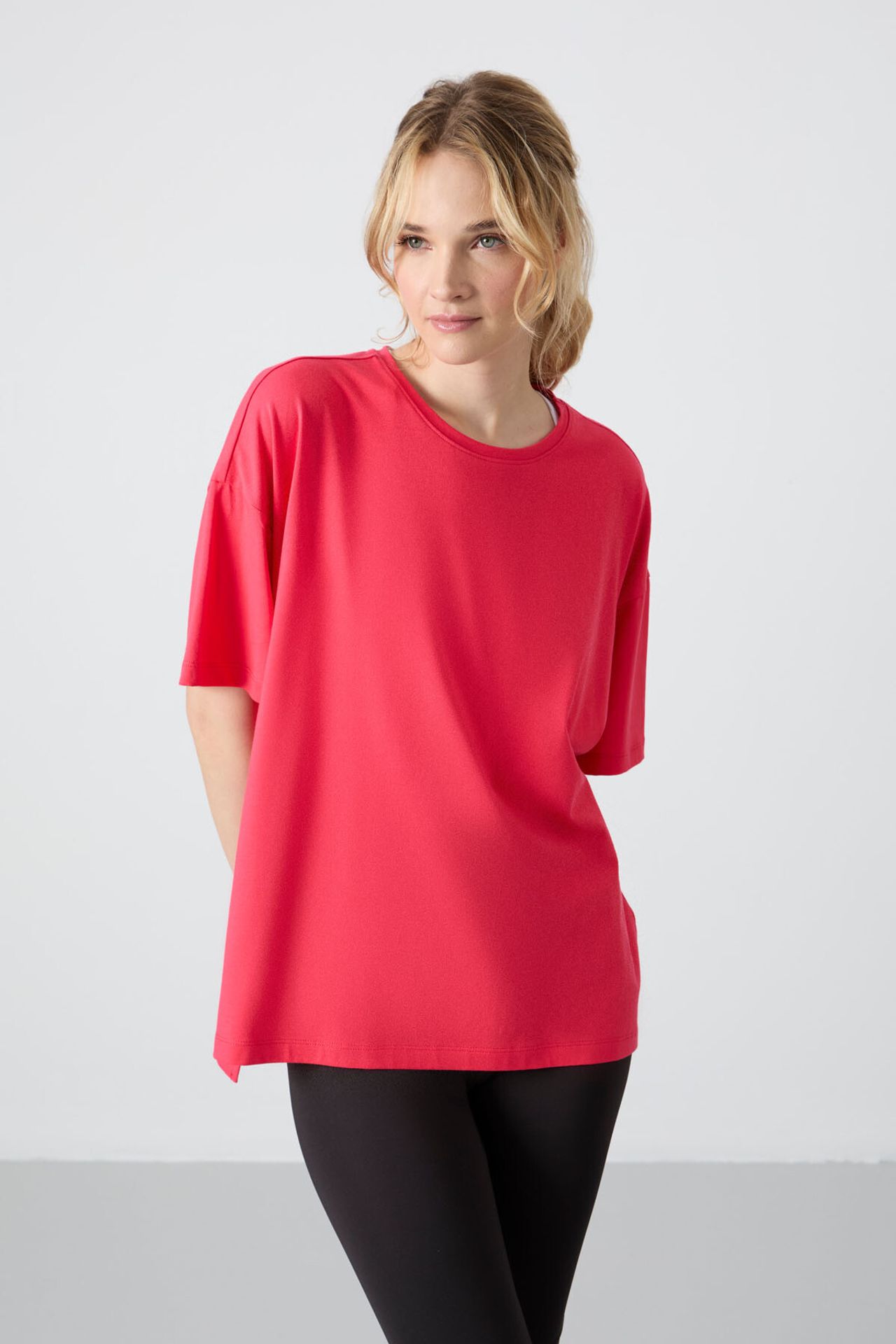 TOMMY Oversized Cotton-Modal Crew Neck T-Shirt 1