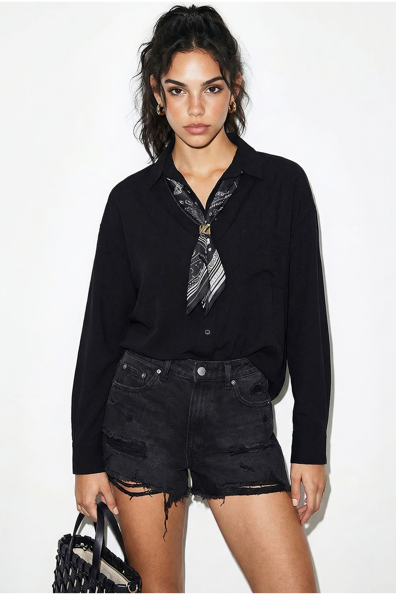 LUCCI Loose-Fit Button-Front Shirt With Pocket 1