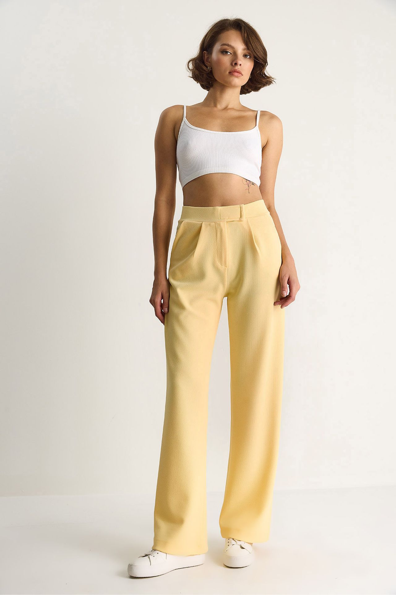 High Waist Wide Leg Pleated Trousers 3