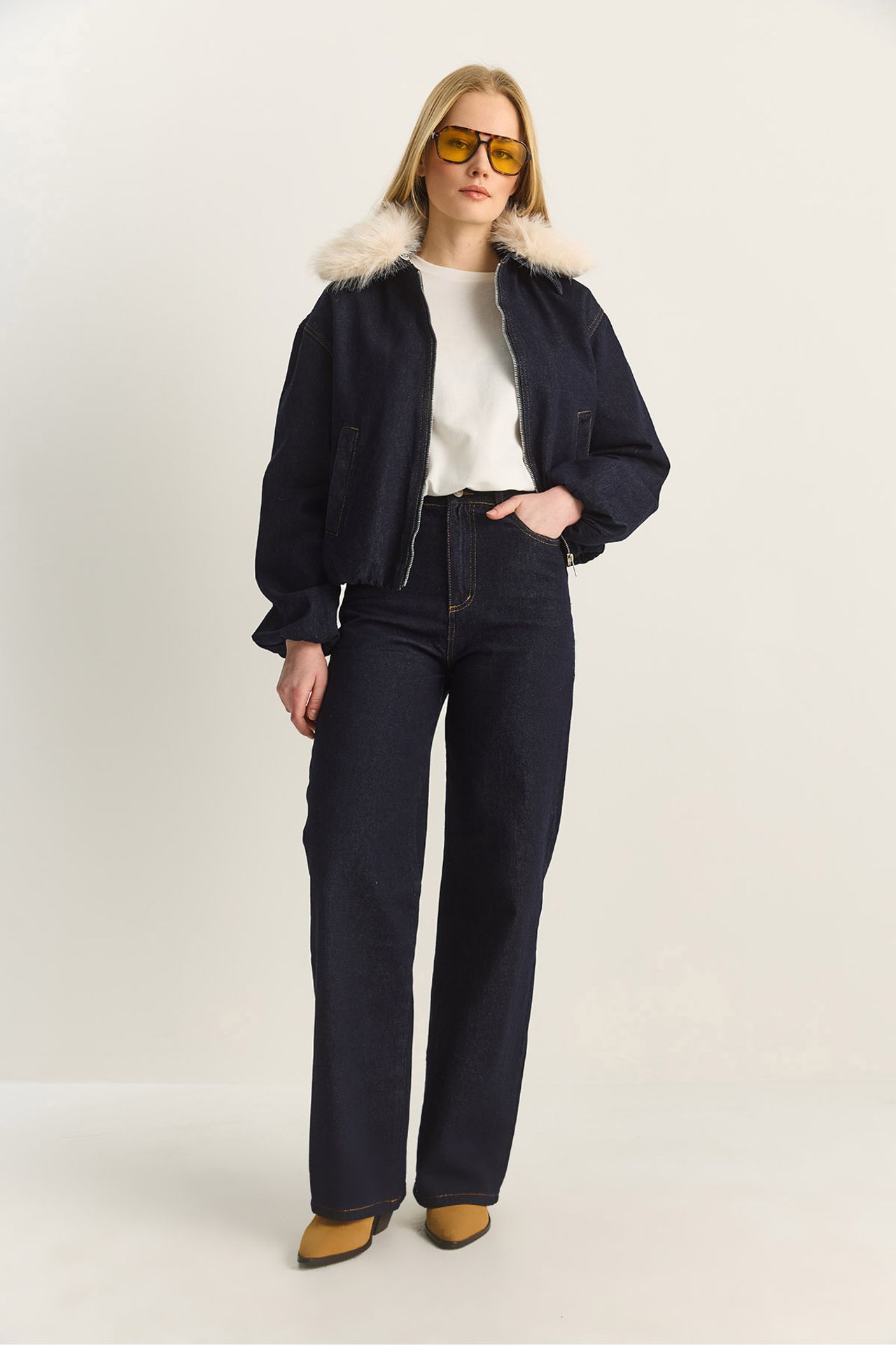 LUCCI Crop Denim Jacket with Faux Fur Detail 4