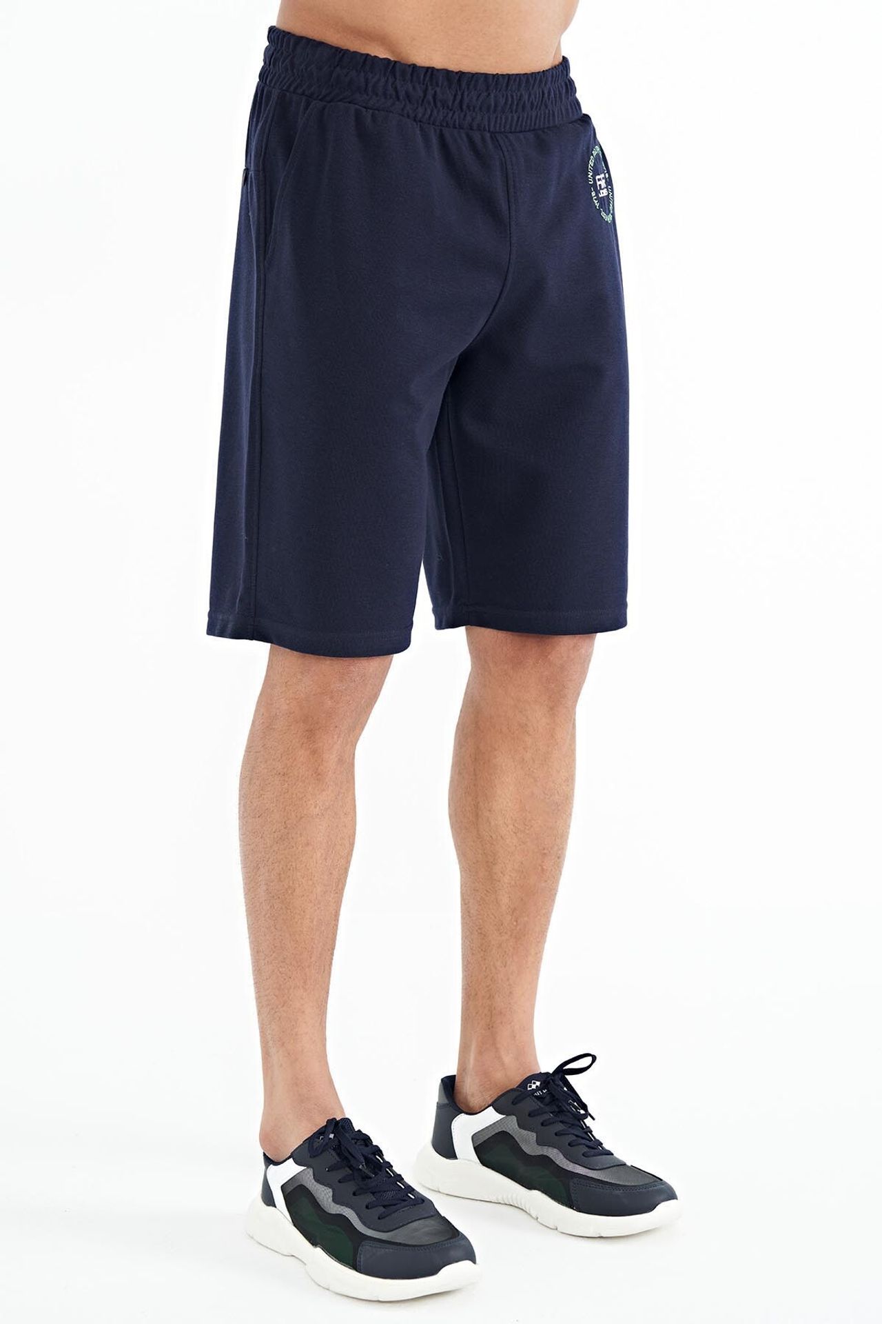 TOMMY Men's Pull-on Sweat Shorts 6
