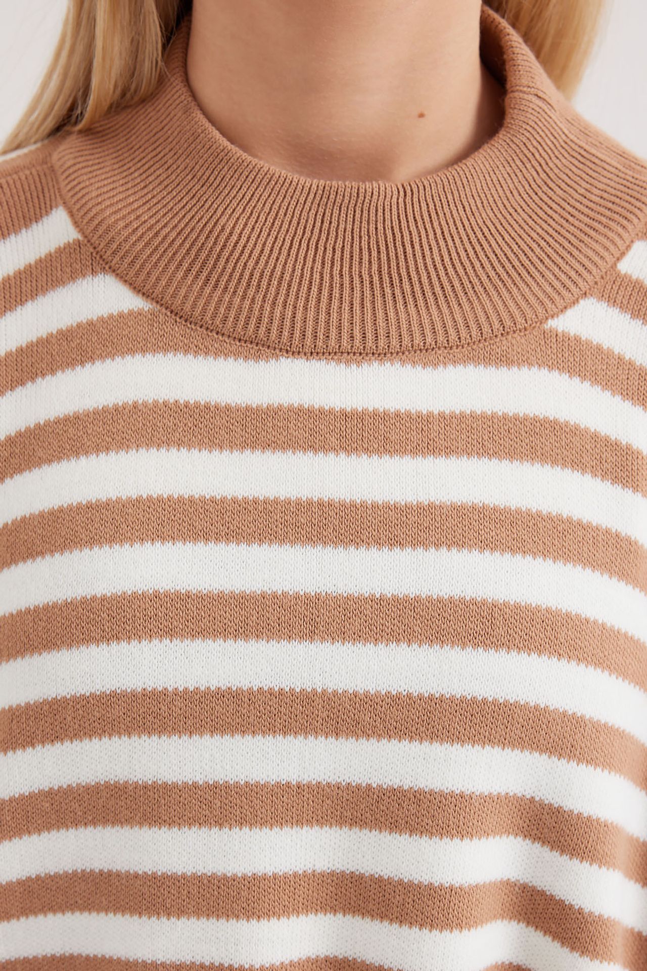 BDART Oversized Acrylic Crew Neck Jumper 6