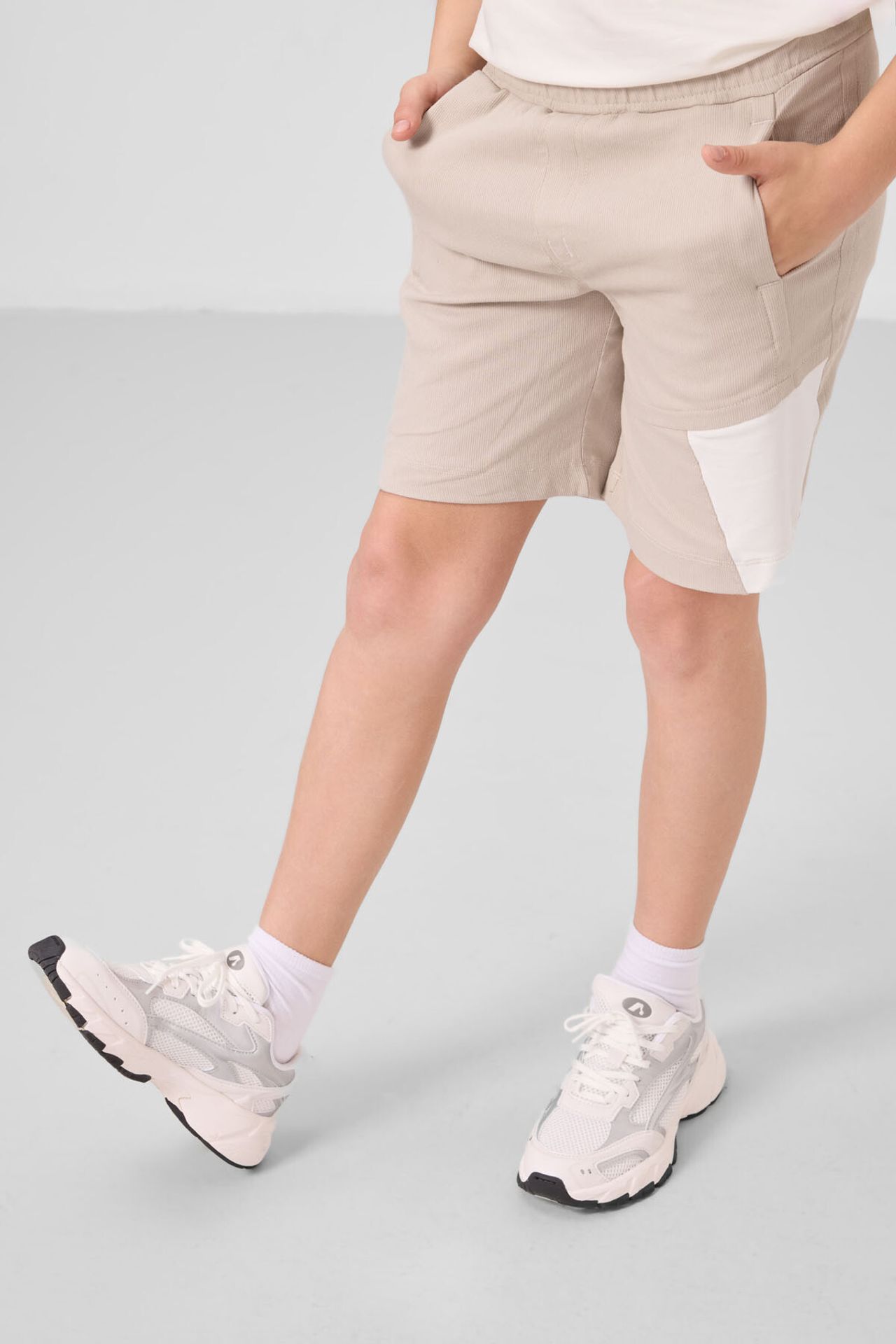 TOMMY Youth Two-Piece Coord Set 2
