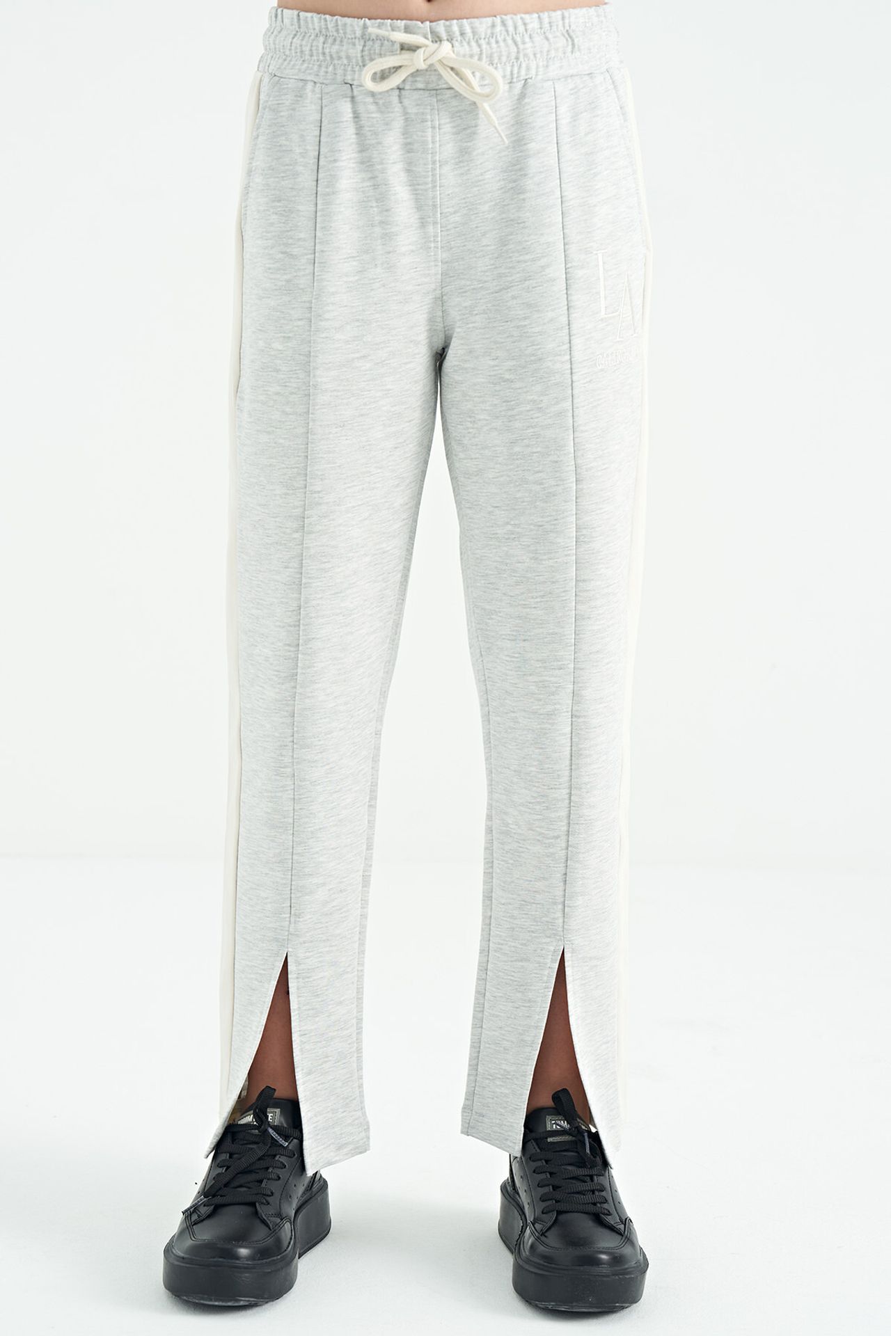 TOMMY Youth Unisex Cotton Blend Pants 1