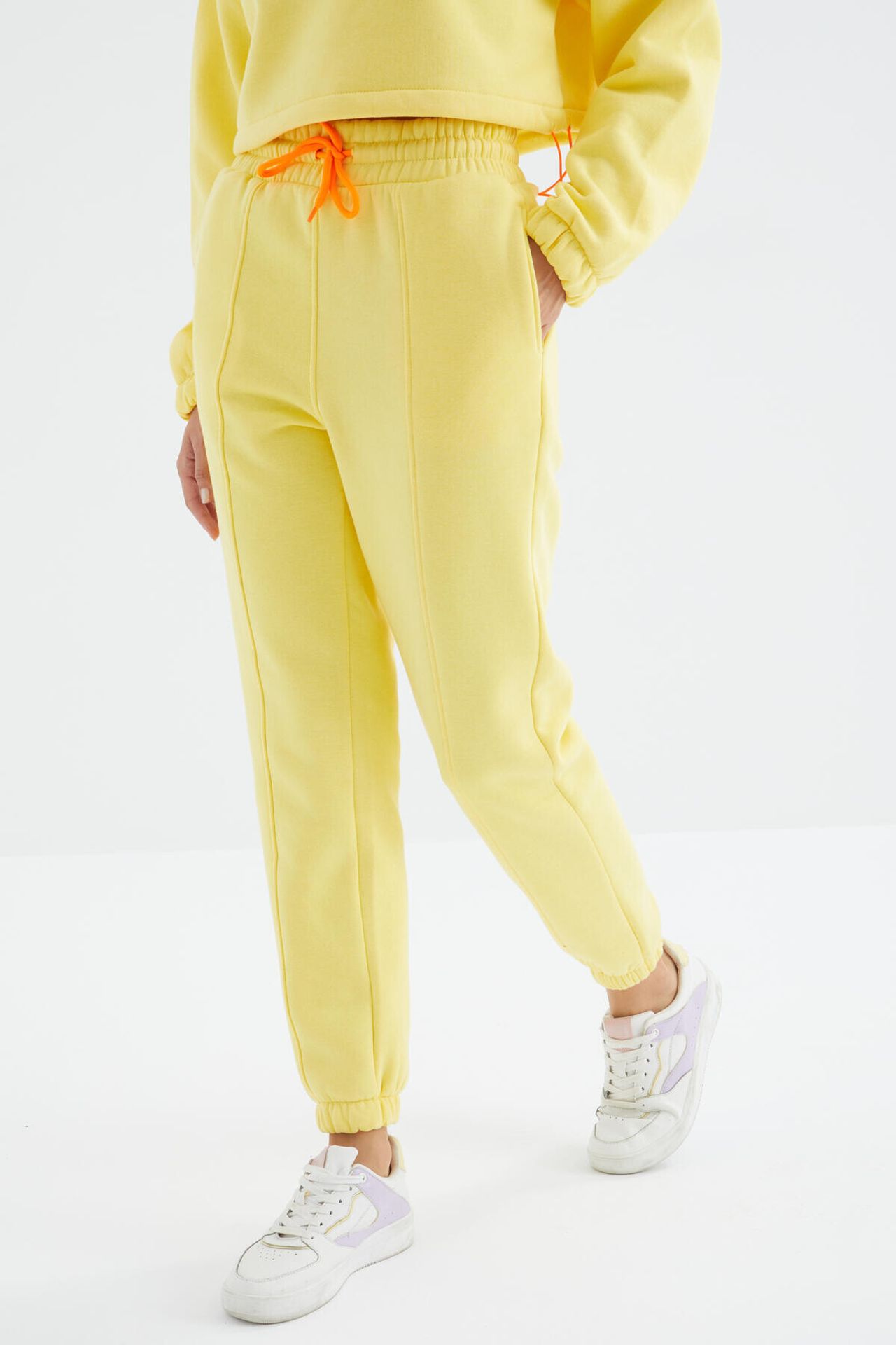 TOMMY Oversized Fleece Sweatshirt And Pants Set 4