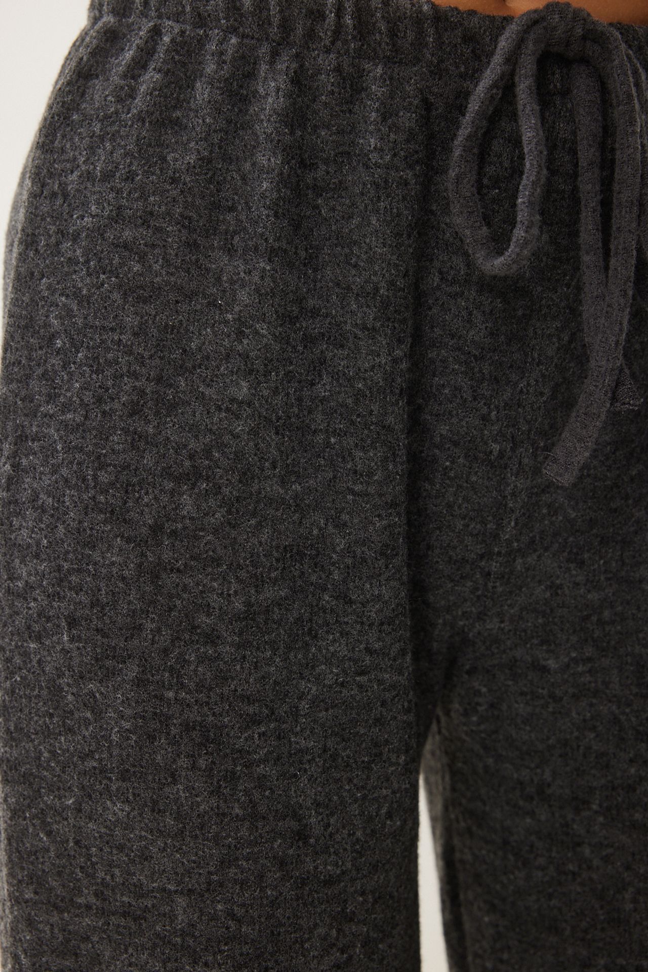 ISTANBUL Wide Leg Jogger Pants with Drawstring Closure 3
