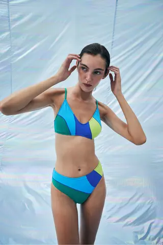 Multicolour