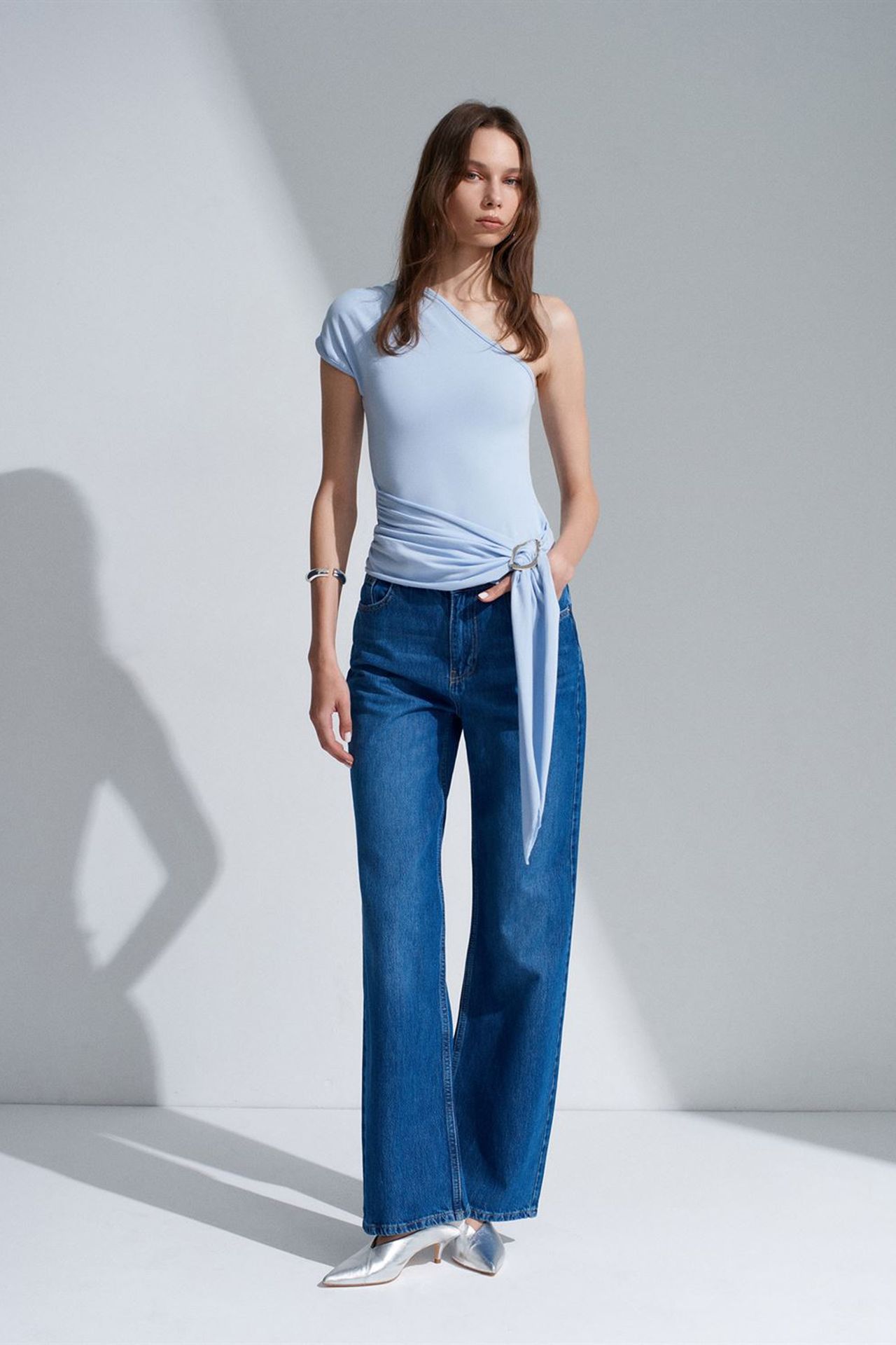 DILVIN Asymmetrical Tie Detail Blouse 4