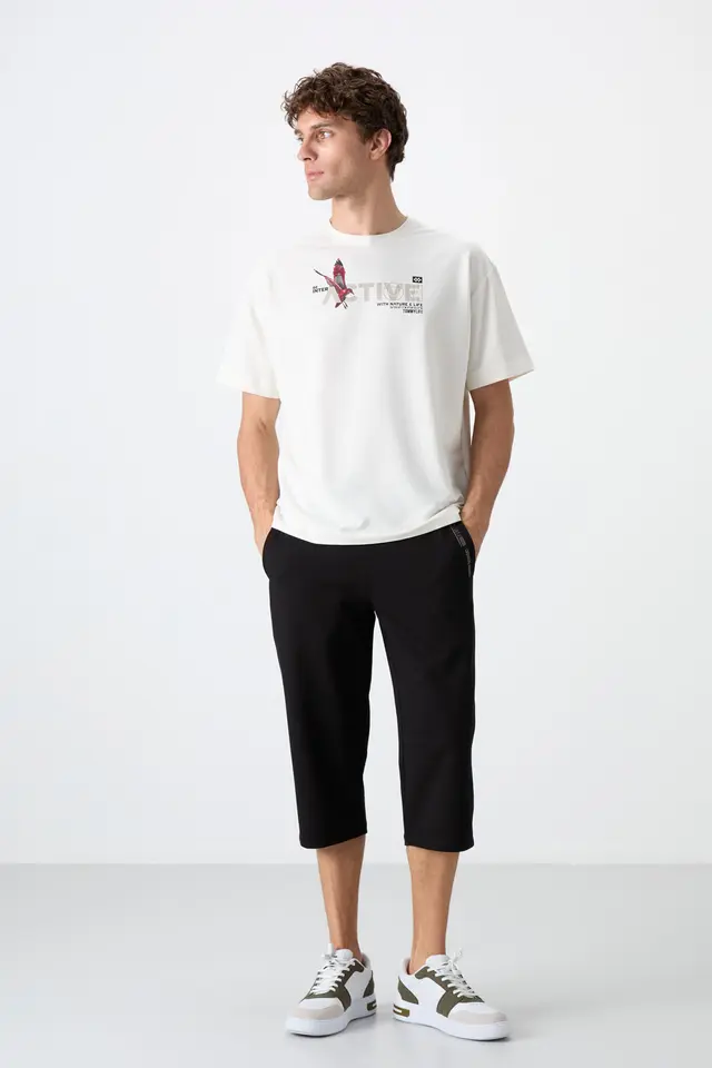 TOMMY Men's Mid-Waist Capri Shorts