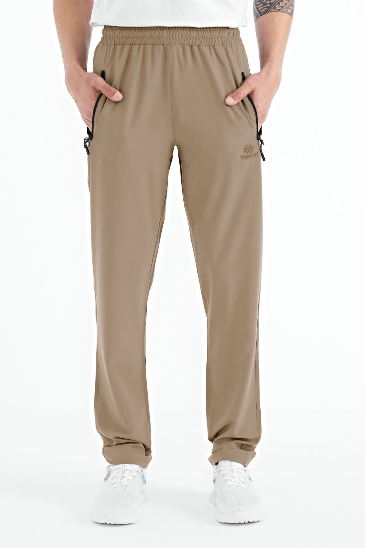 TOMMY Men's Straight-Leg Pull-On Sweatpants 4