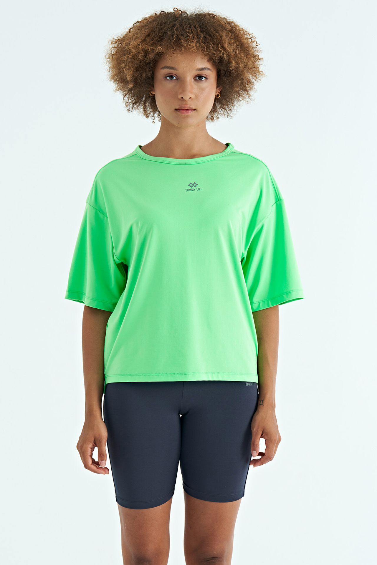 TOMMY Oversized Crew Neck T-Shirt 2