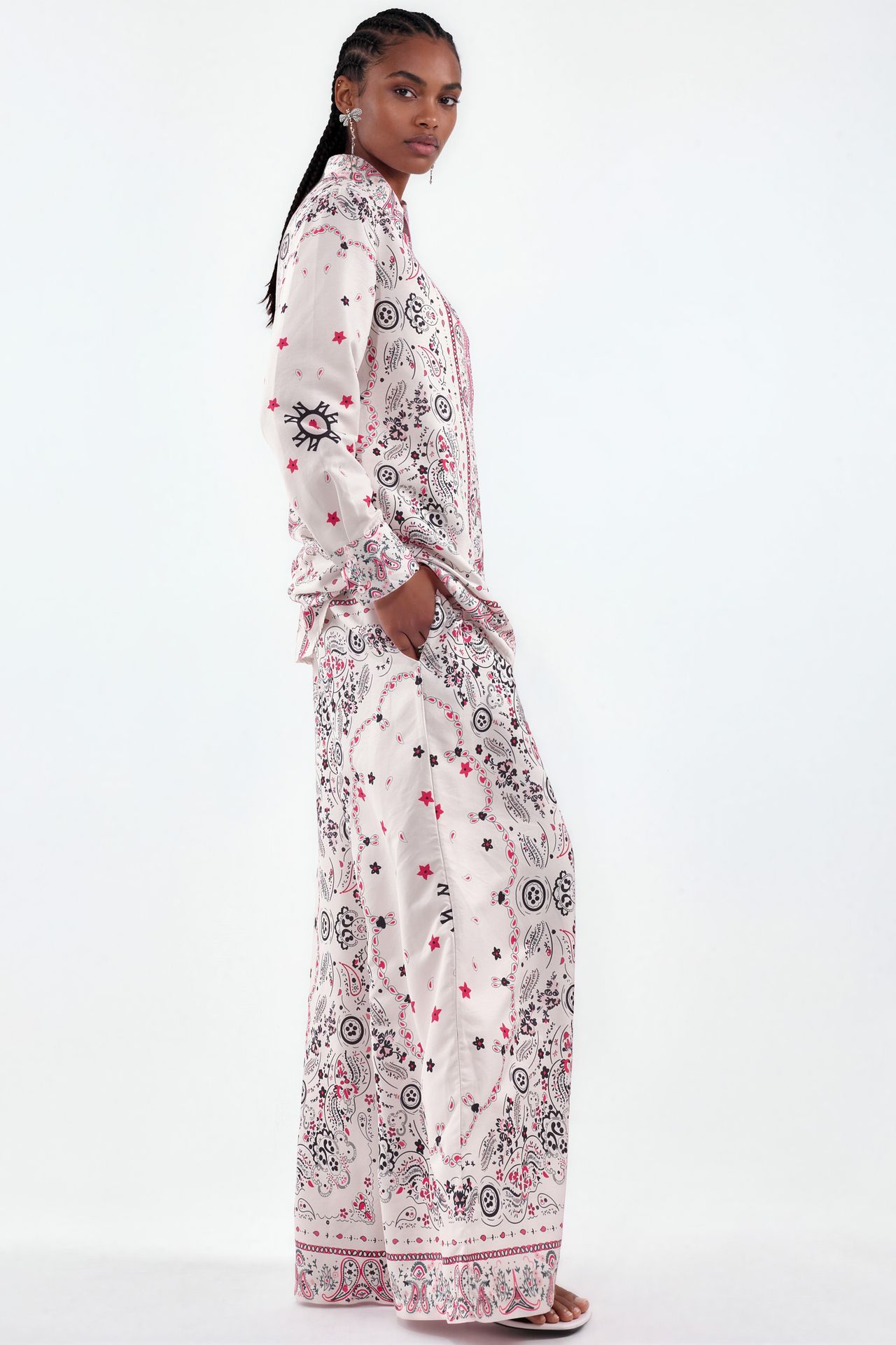 MSN Paisley Shirt And Wide-Leg Pants Set 2