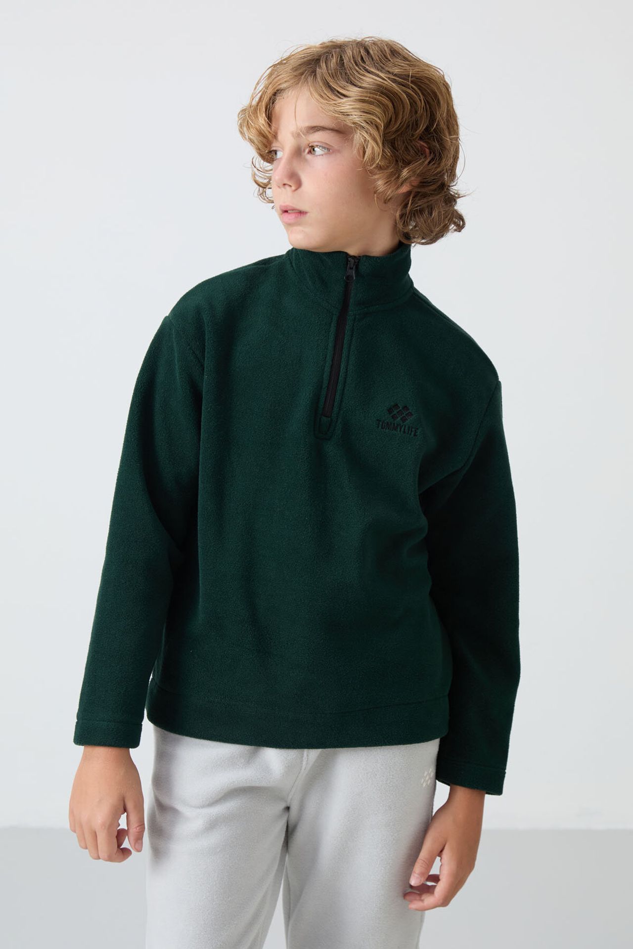 TOMMY Youth Half Zip Plush Sweatshirt 6