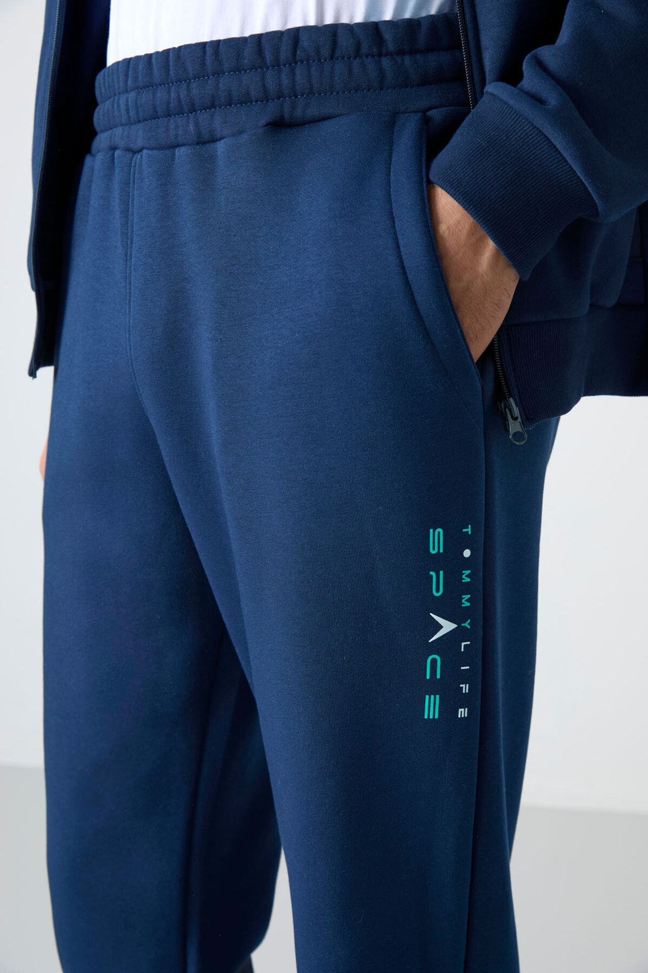 TOMMY Men's Color-Blocked Zip Sweatshirt And Pants Set 5