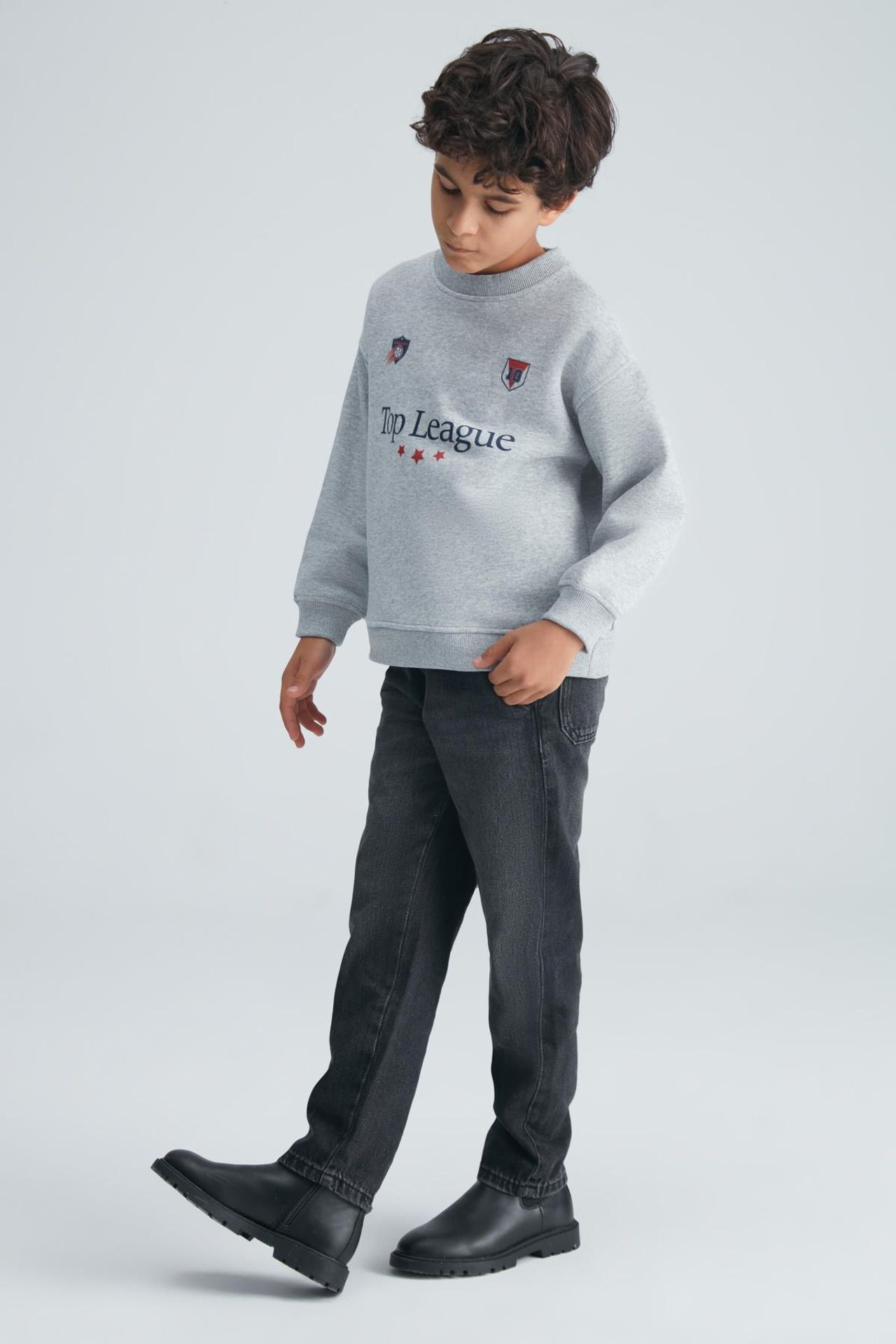 GRIMELANGE Crew Neck Text Print Sweatshirt 3