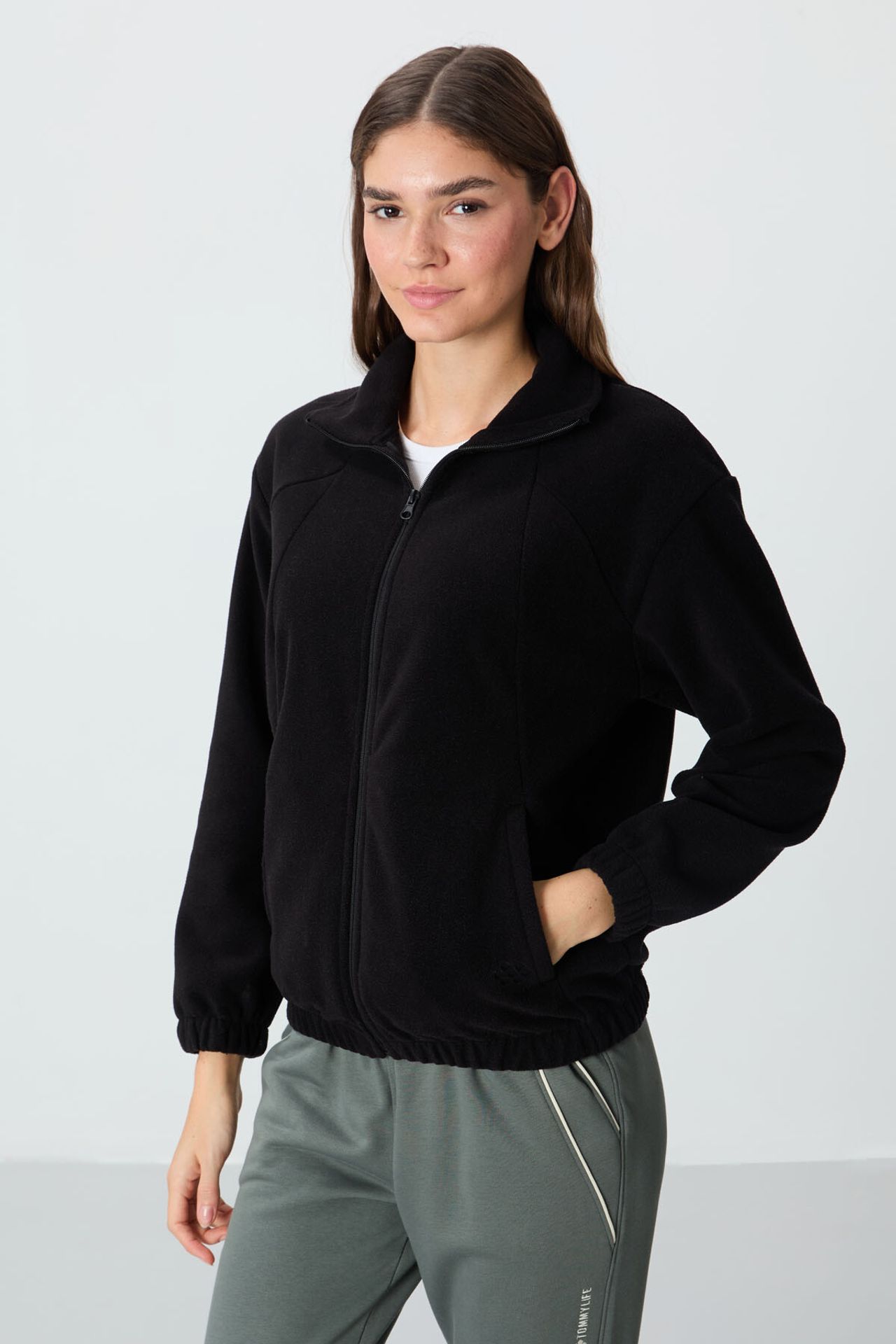 TOMMY Color Block Oversized Zip-Collar Sweatshirt 3
