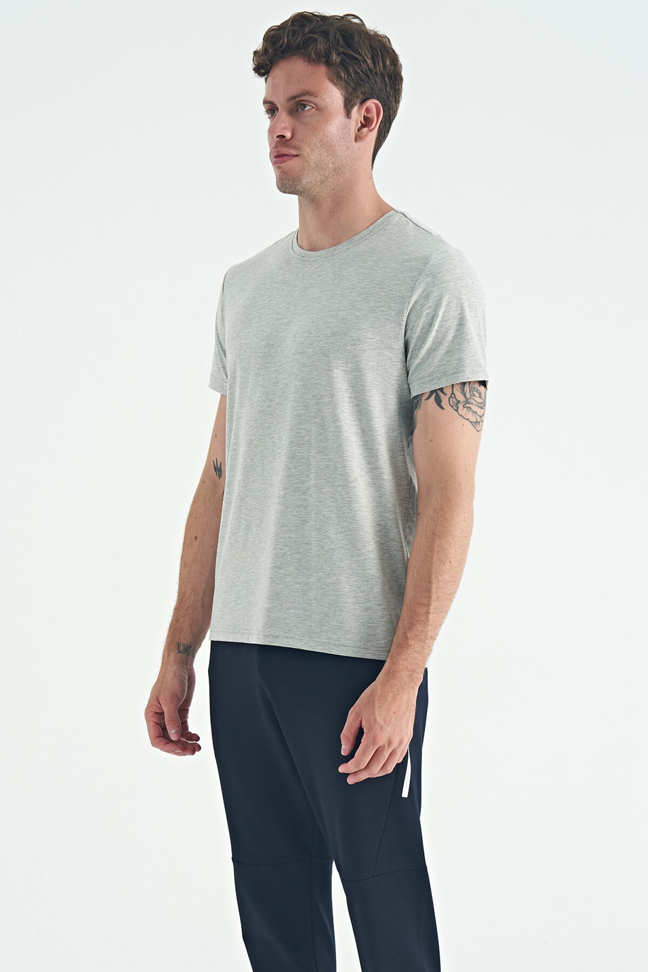 TOMMY Men's Cotton Elastane Crew Neck T-Shirt 2