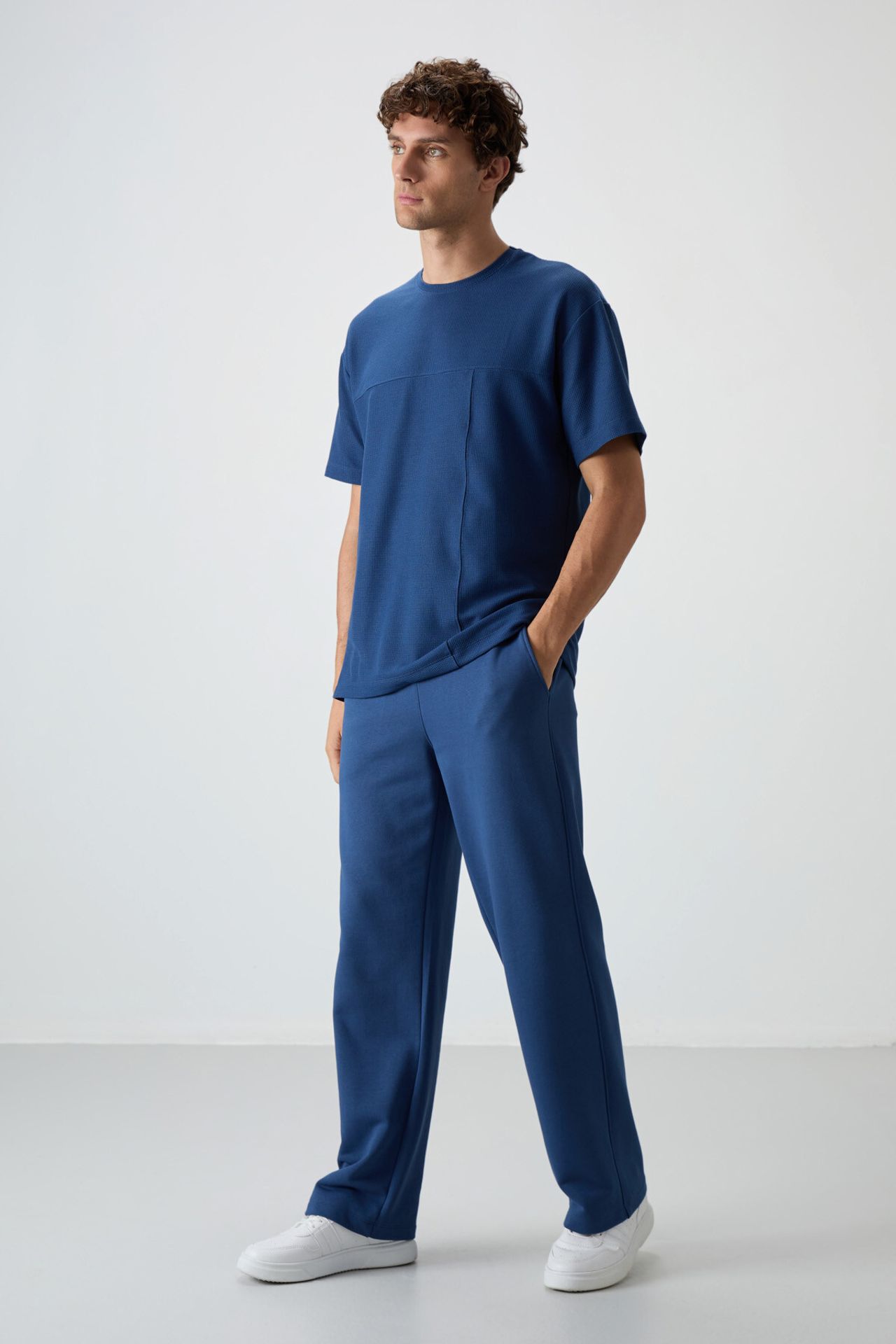 TOMMY Oversized Jersey T-Shirt With Pocket 3