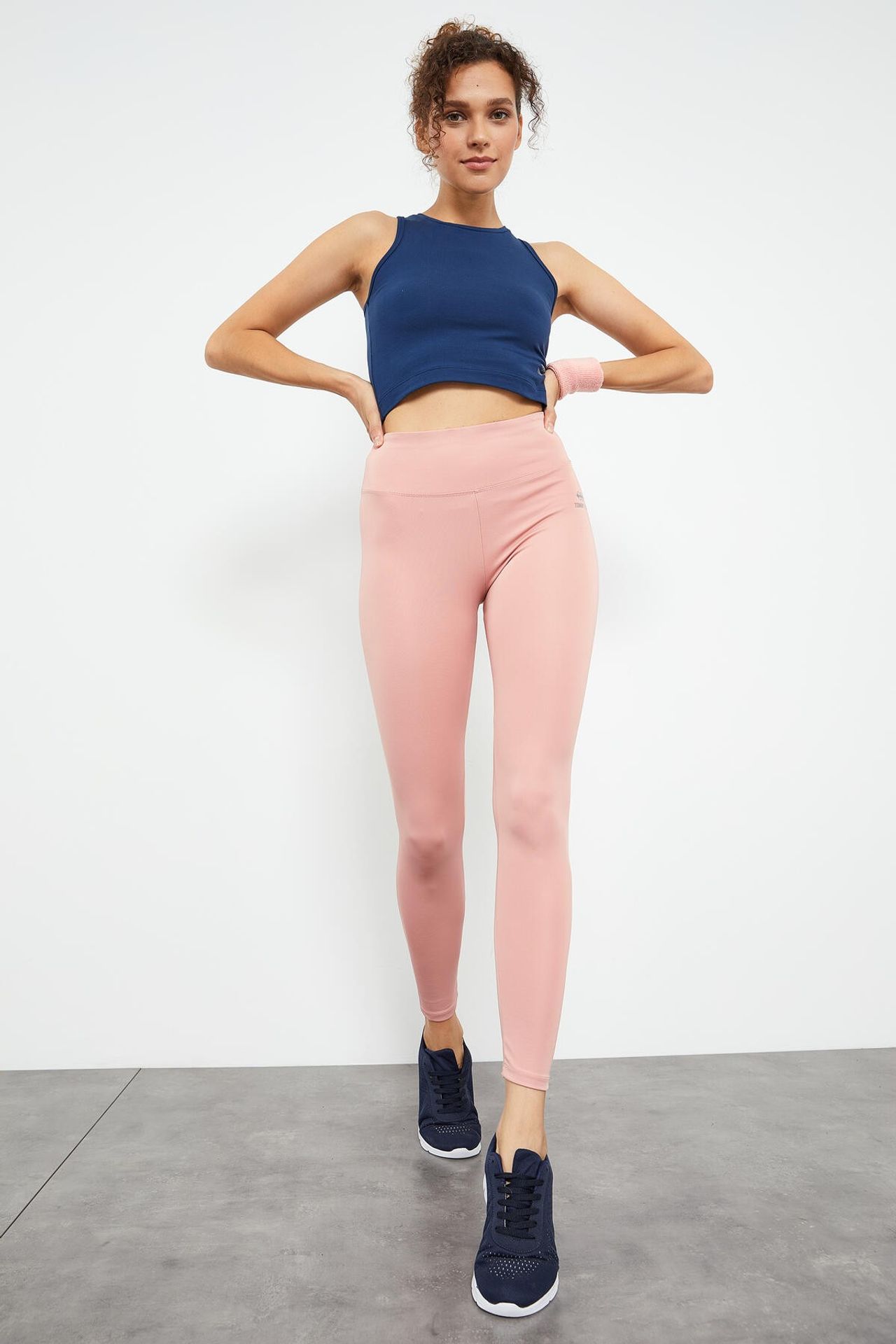TOMMY High-waist Slim-fit Leggings 1
