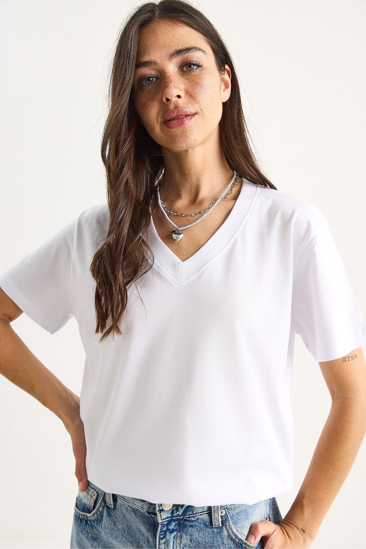LUCCI Comfort Fit V-Neck Combed Cotton T-Shirt 3
