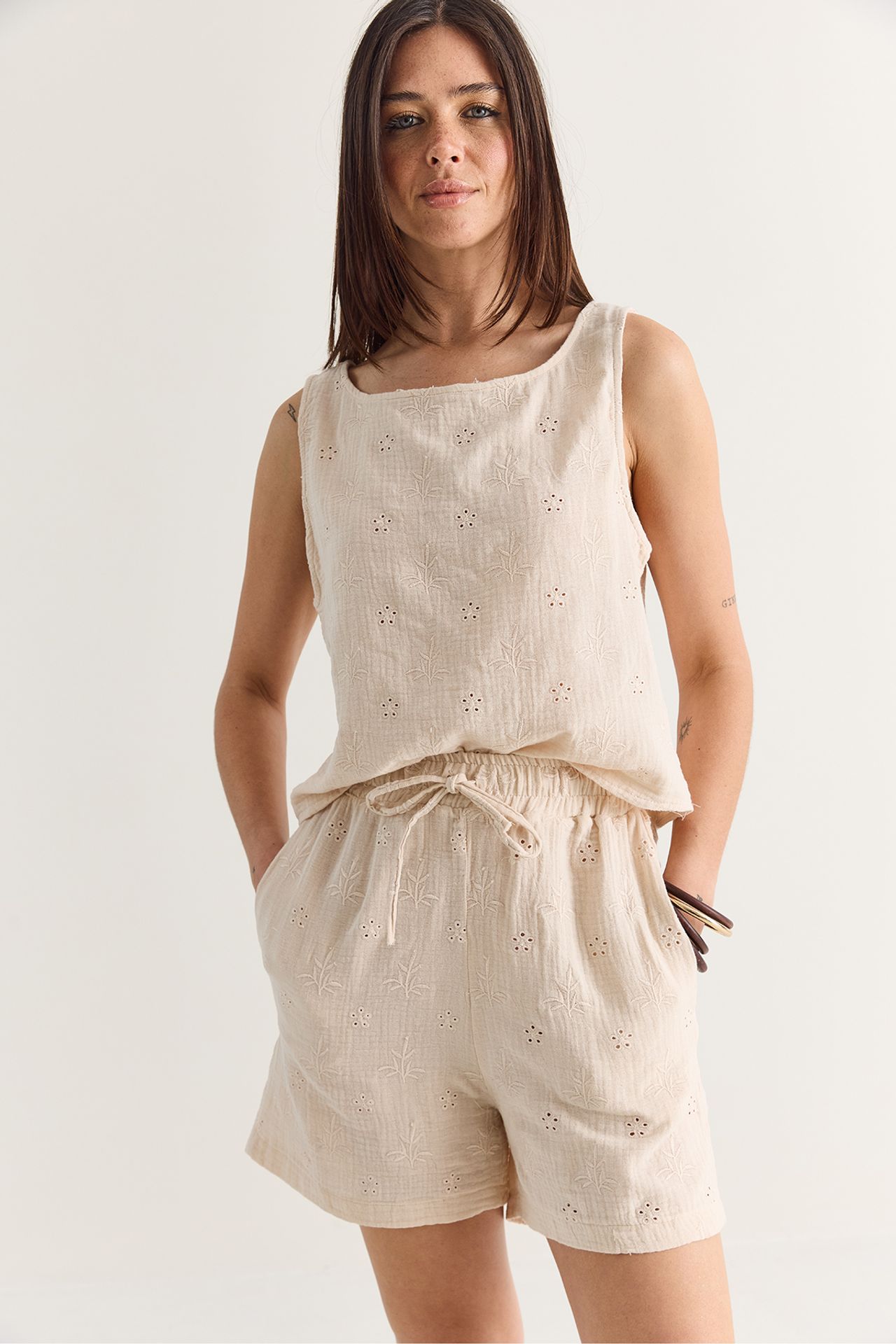 LUCCI Short High Waist Two-Piece Coord Set with Button Closure 1