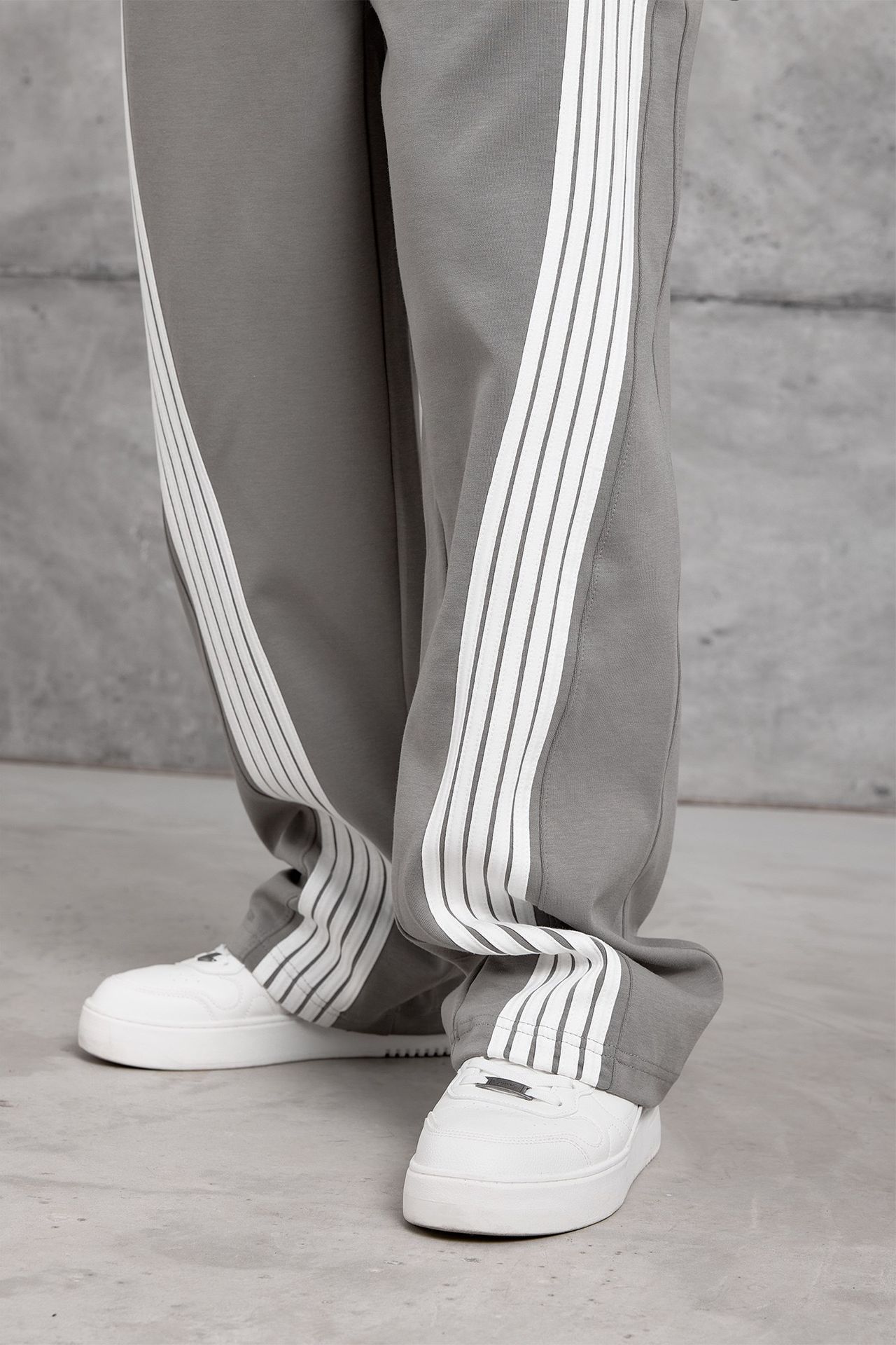 NOMARC Çizgili Geniş Paça Büzme İpli Jogger Pantolon 3