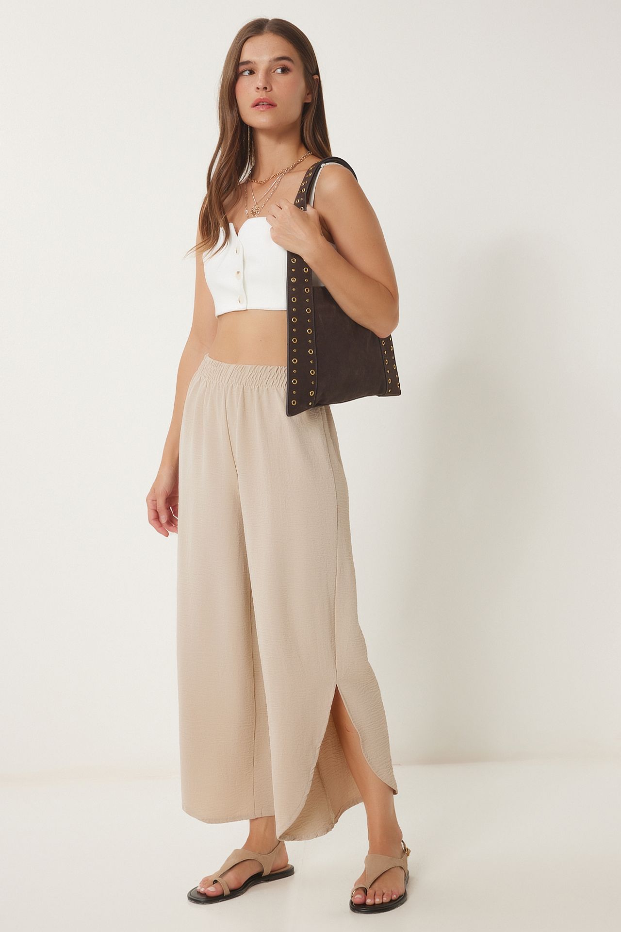 ISTANBUL Wide Leg Textured Pull-On Trousers 3