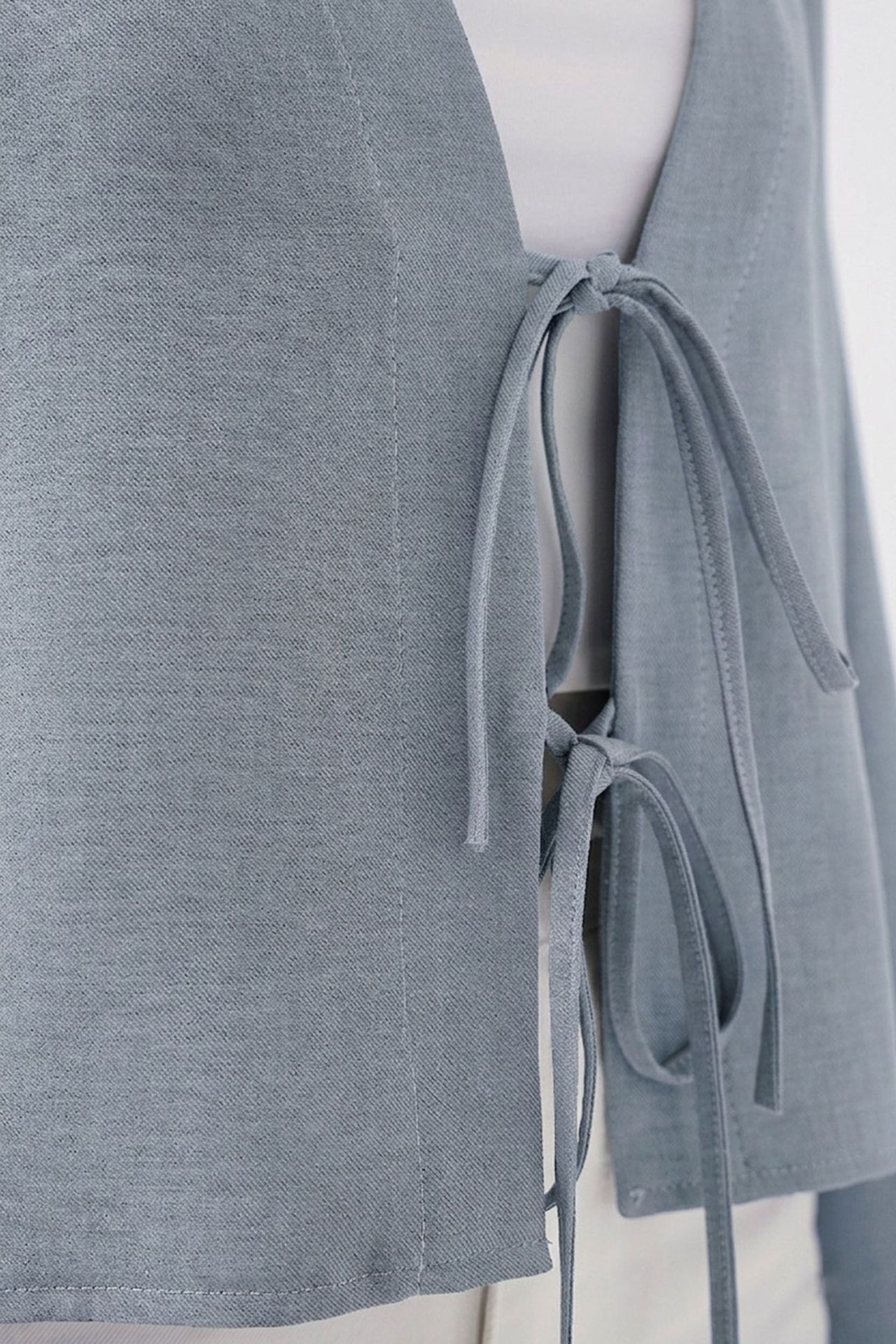 BDART Viscose Blend V-Neck Long Sleeve Kimono with Binding Detail 2