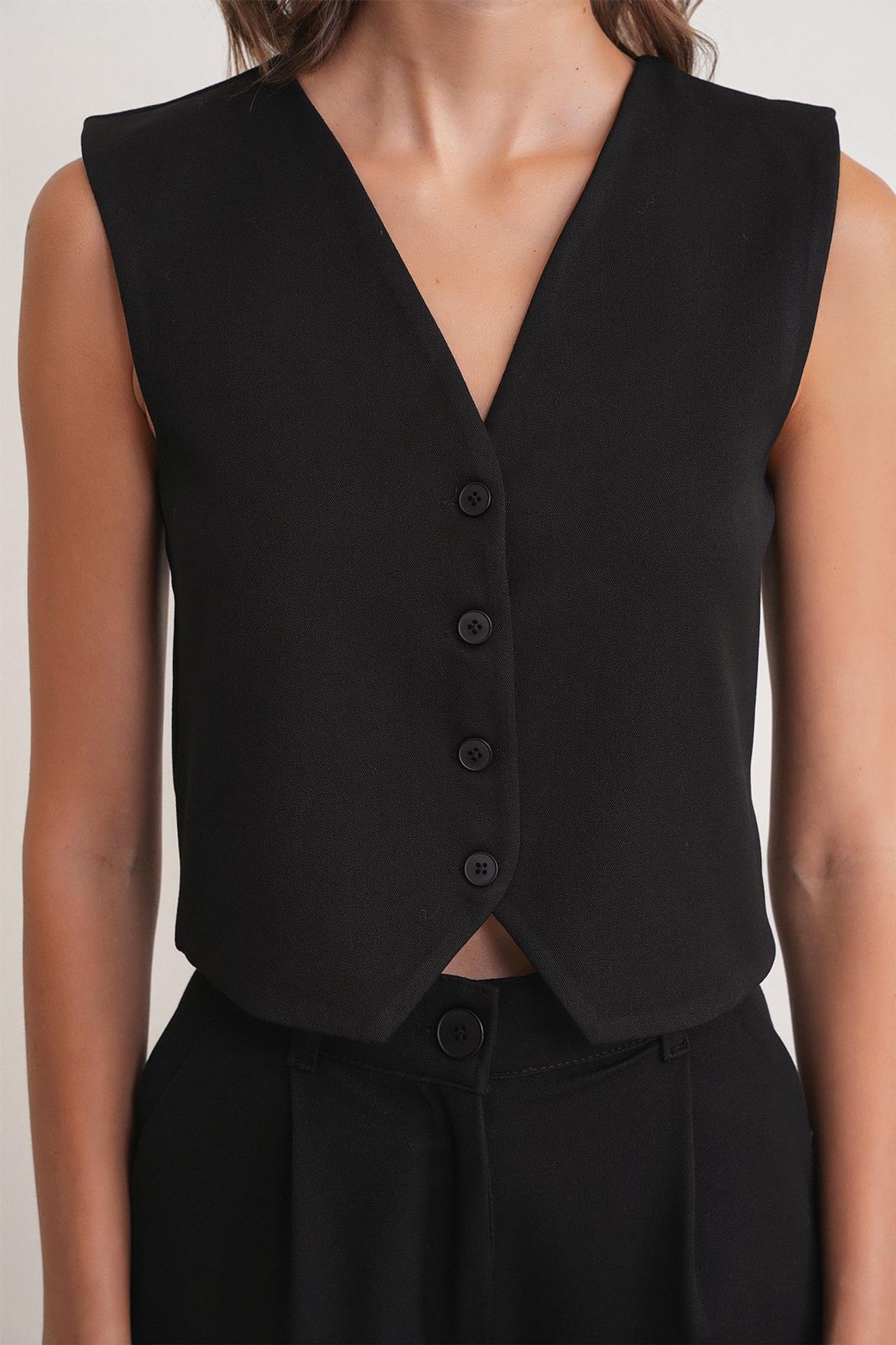 Mixray V-neck Buttoned Waistcoat 5