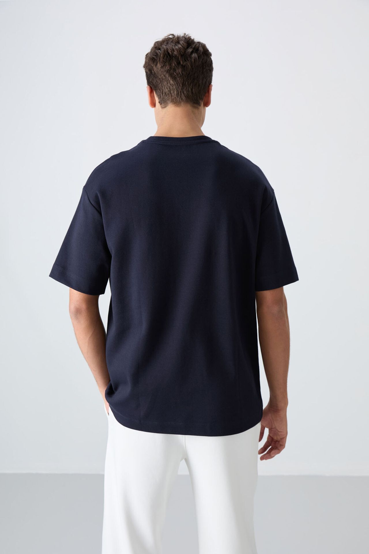 TOMMY Oversized Cotton-Blend Crew Neck T-Shirt 5