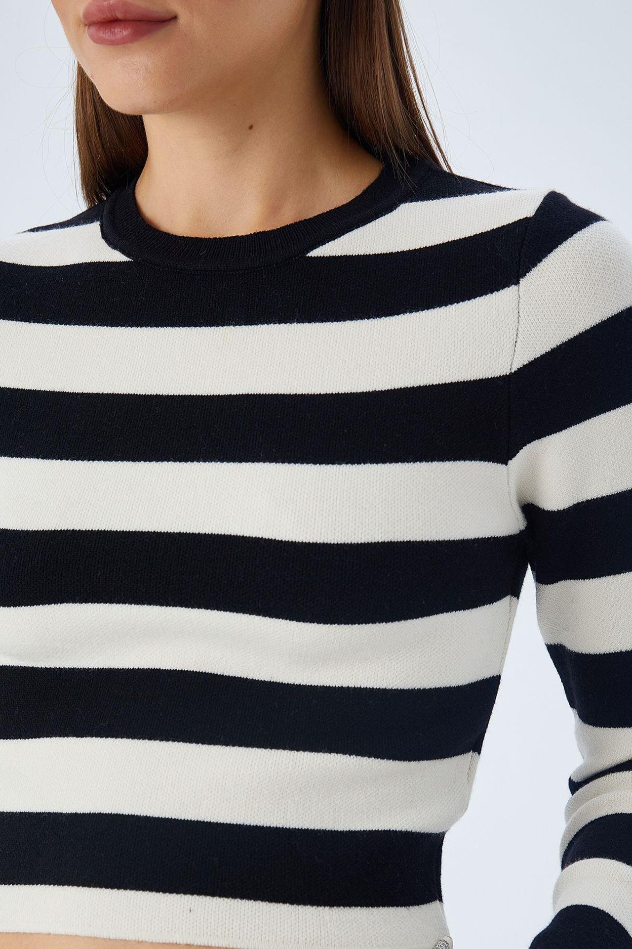 Mixray Striped Knit Sweater 5