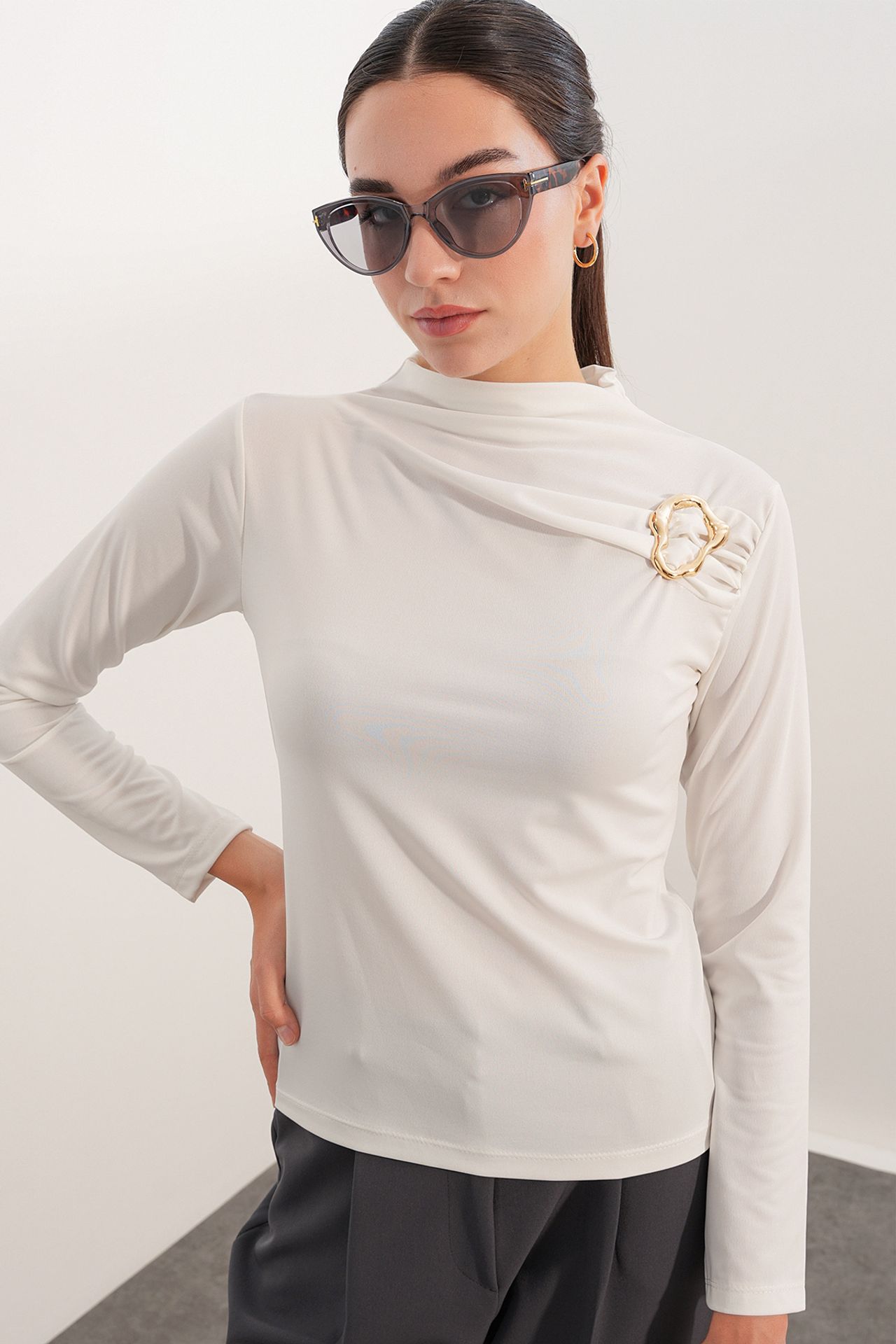 BDART Women's Blouse 4