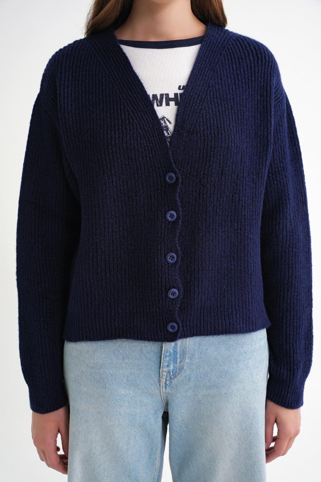 Mixray Textured V-Neck Button Cardigan 5