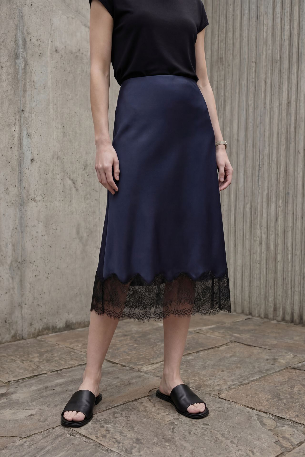 MY FASHION Lace Detailed Satin Midi Skirt 2
