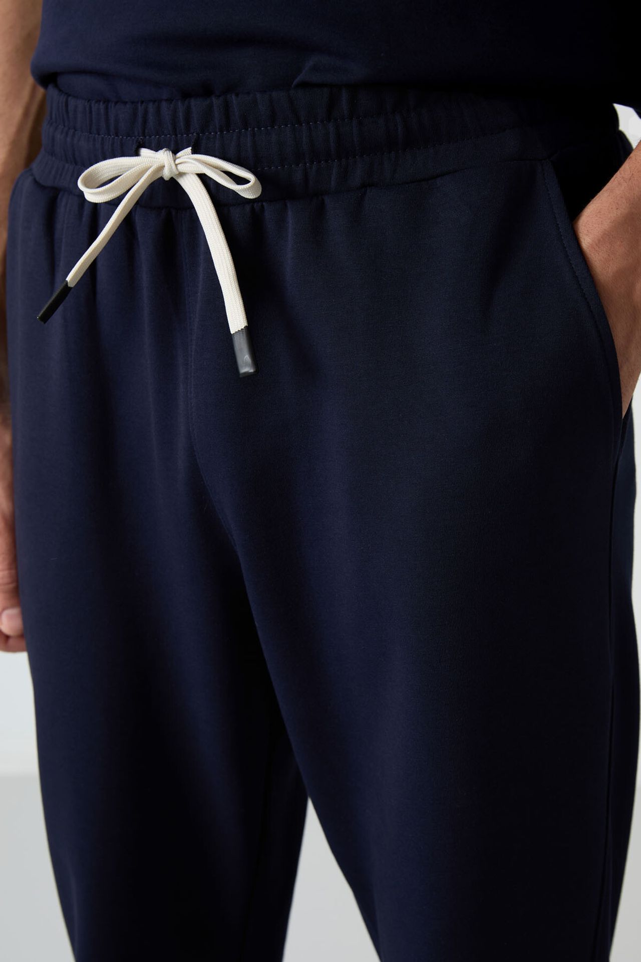 TOMMY Men's Oversized T-shirt And Pants Set 3
