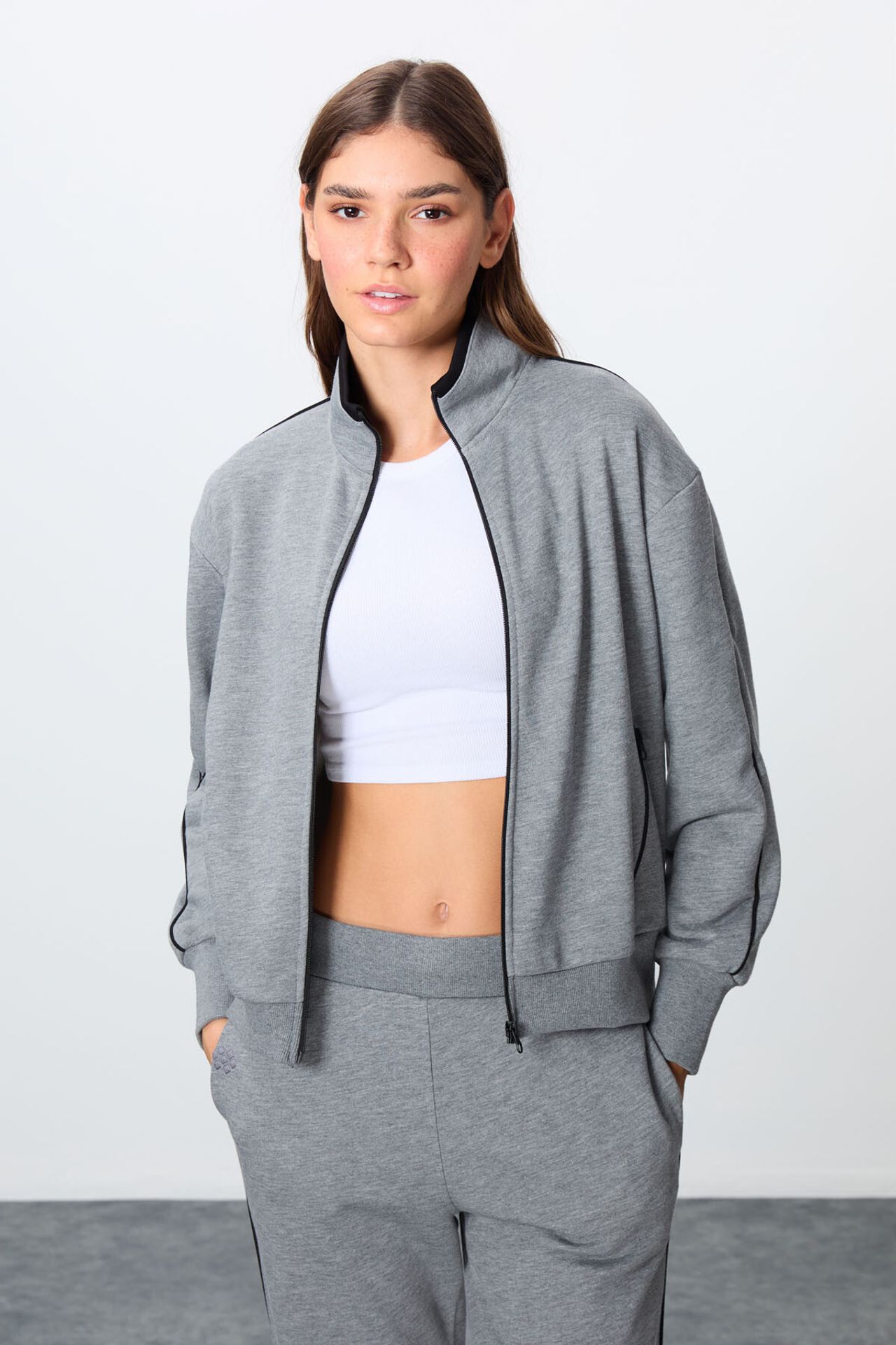 TOMMY Oversized Zip-collar Sweatshirt And Pants Set 3