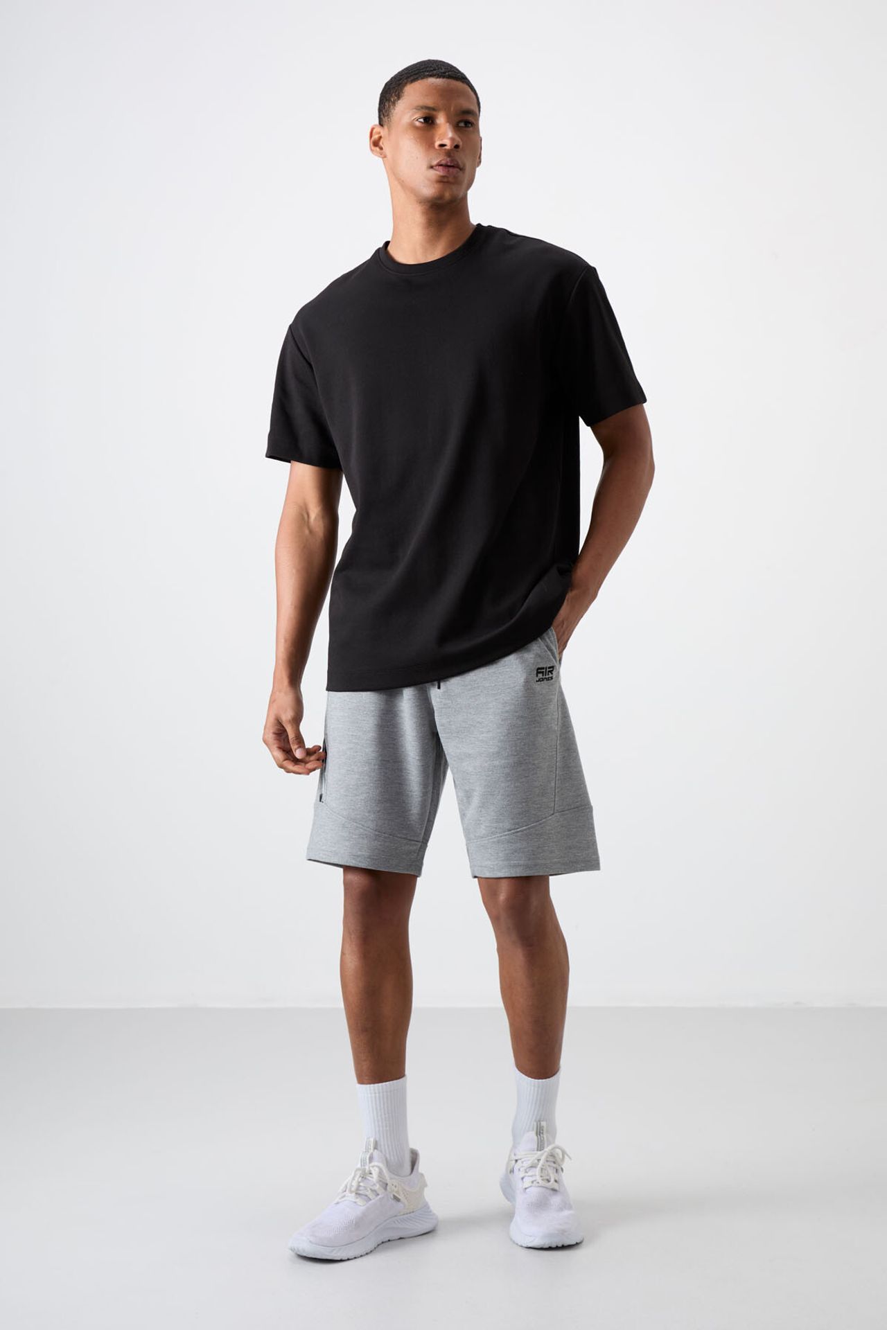 TOMMY Men's Pull-on Sweat Shorts 2