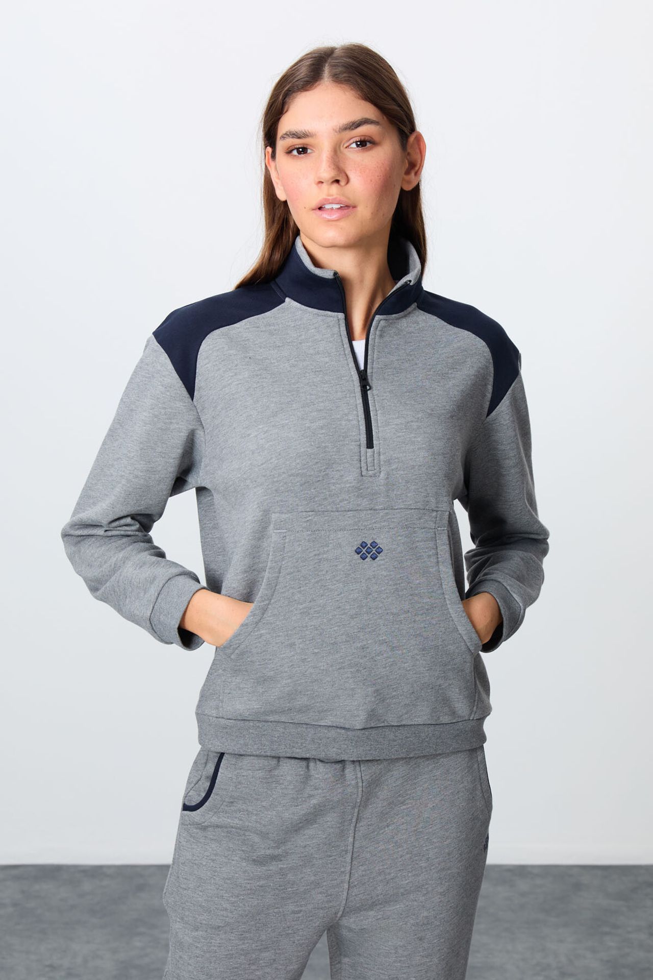 TOMMY Color-Blocked Fleece Tracksuit Set 2