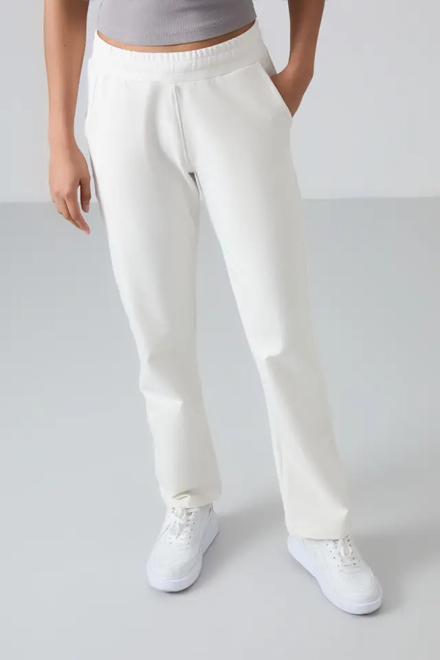 TOMMY Women’s Straight-Leg Fleece Sweatpants