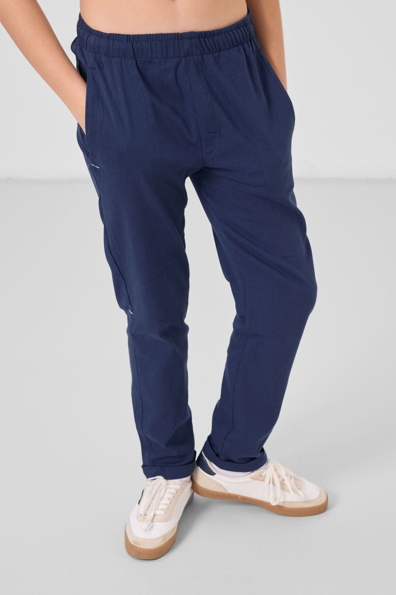 TOMMY Youth Pull-On Straight Leg Joggers 2