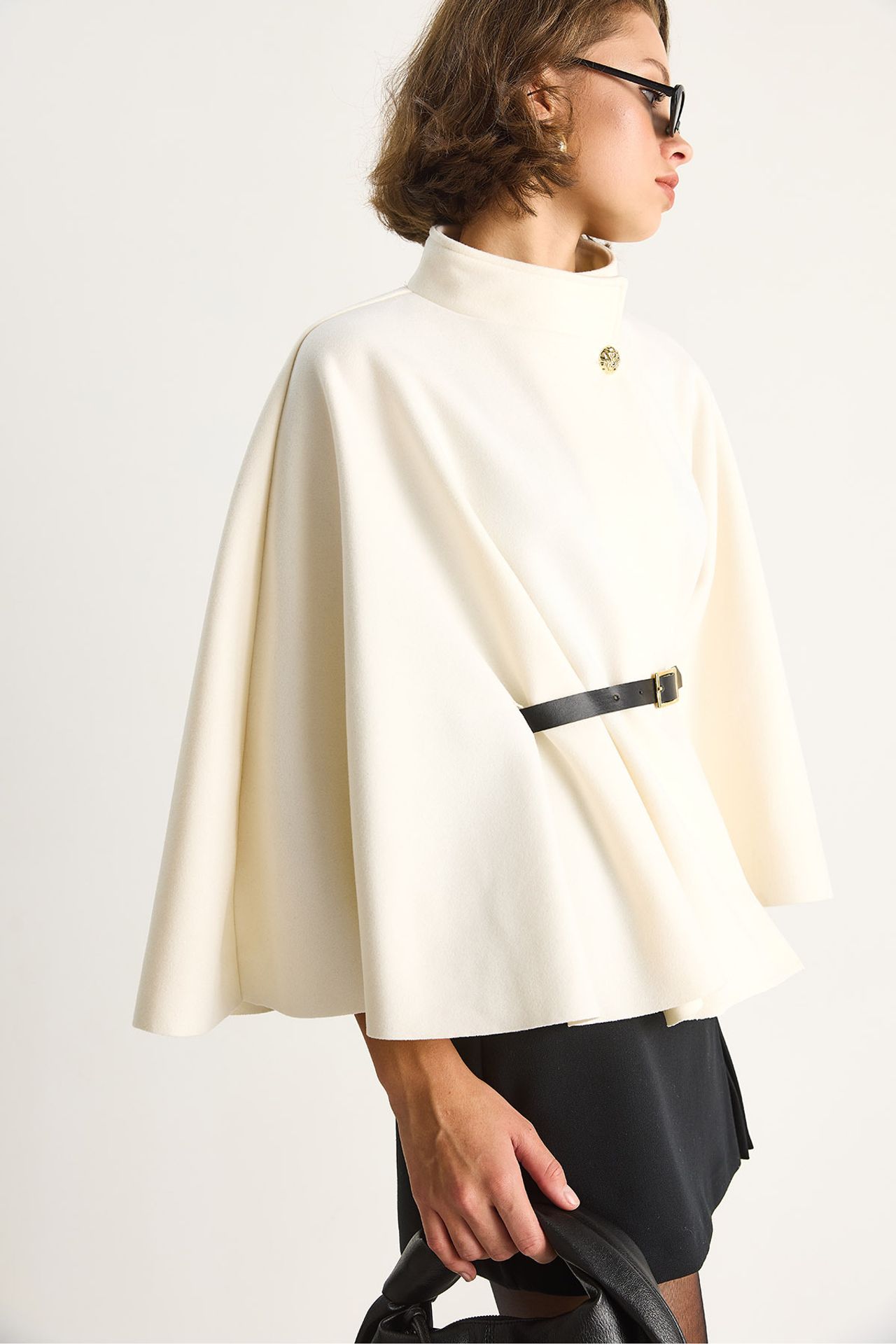 LUCCI Oversized Wool Blend Overcoat 5