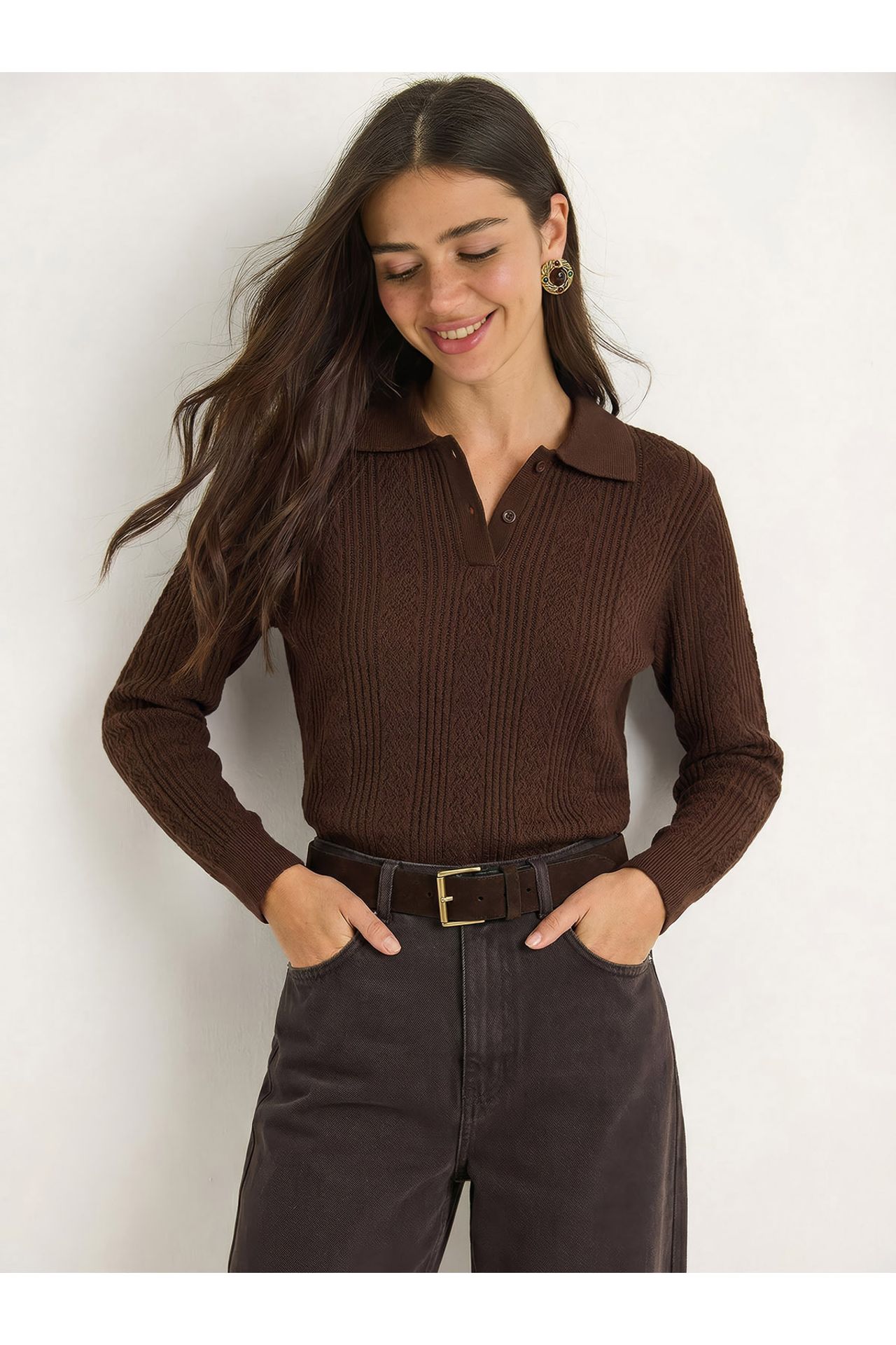 LUCCI Textured Polo Collar Sweater 1