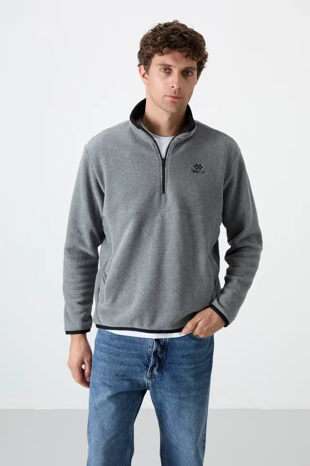 TOMMY Men's Slim Fit Half-zip Plush Sweatshirt