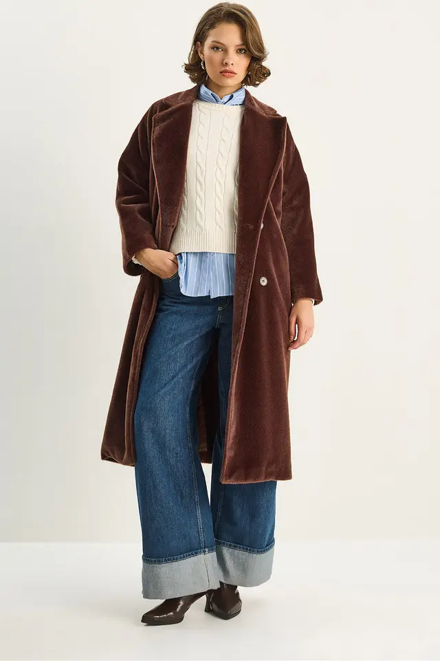 LUCCI Plush Buttoned Coat