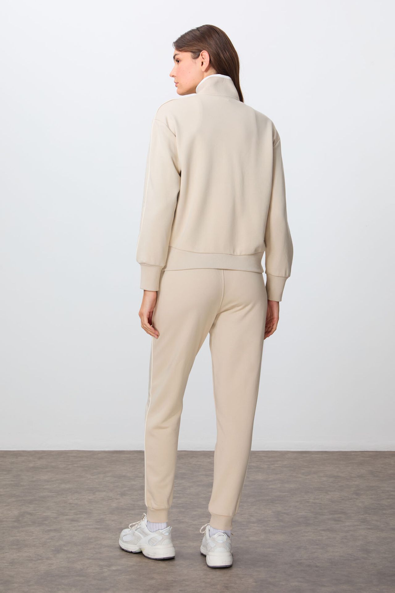 TOMMY Oversized Zip-collar Sweatshirt And Pants Set 6