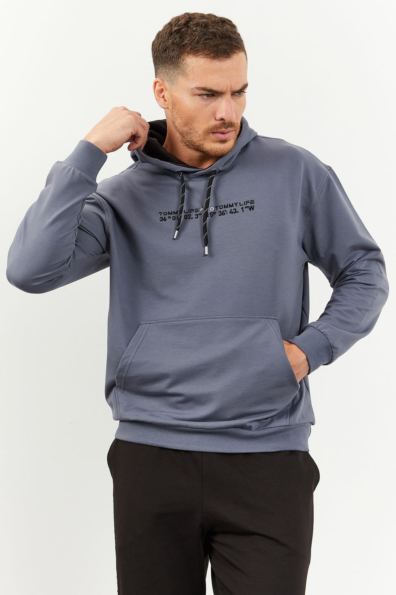 TOMMY Oversized Hooded Sweatshirt And Pants Set 2